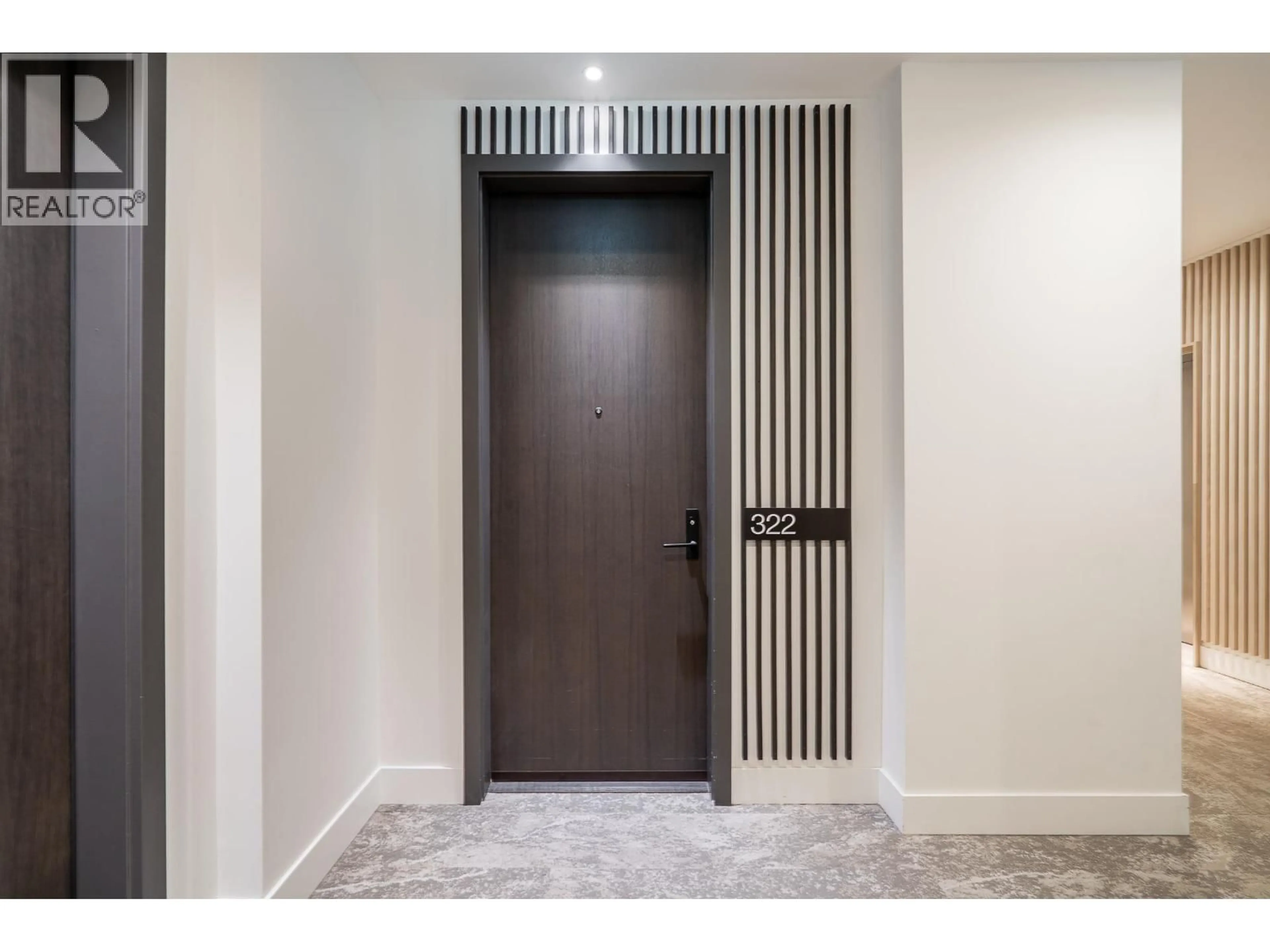 Indoor entryway for 322 - 300 SALTER STREET, New Westminster British Columbia V3M0L9