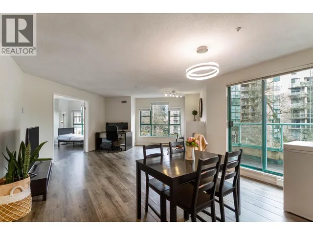 401E - 3081 GLEN DRIVE, Coquitlam 4