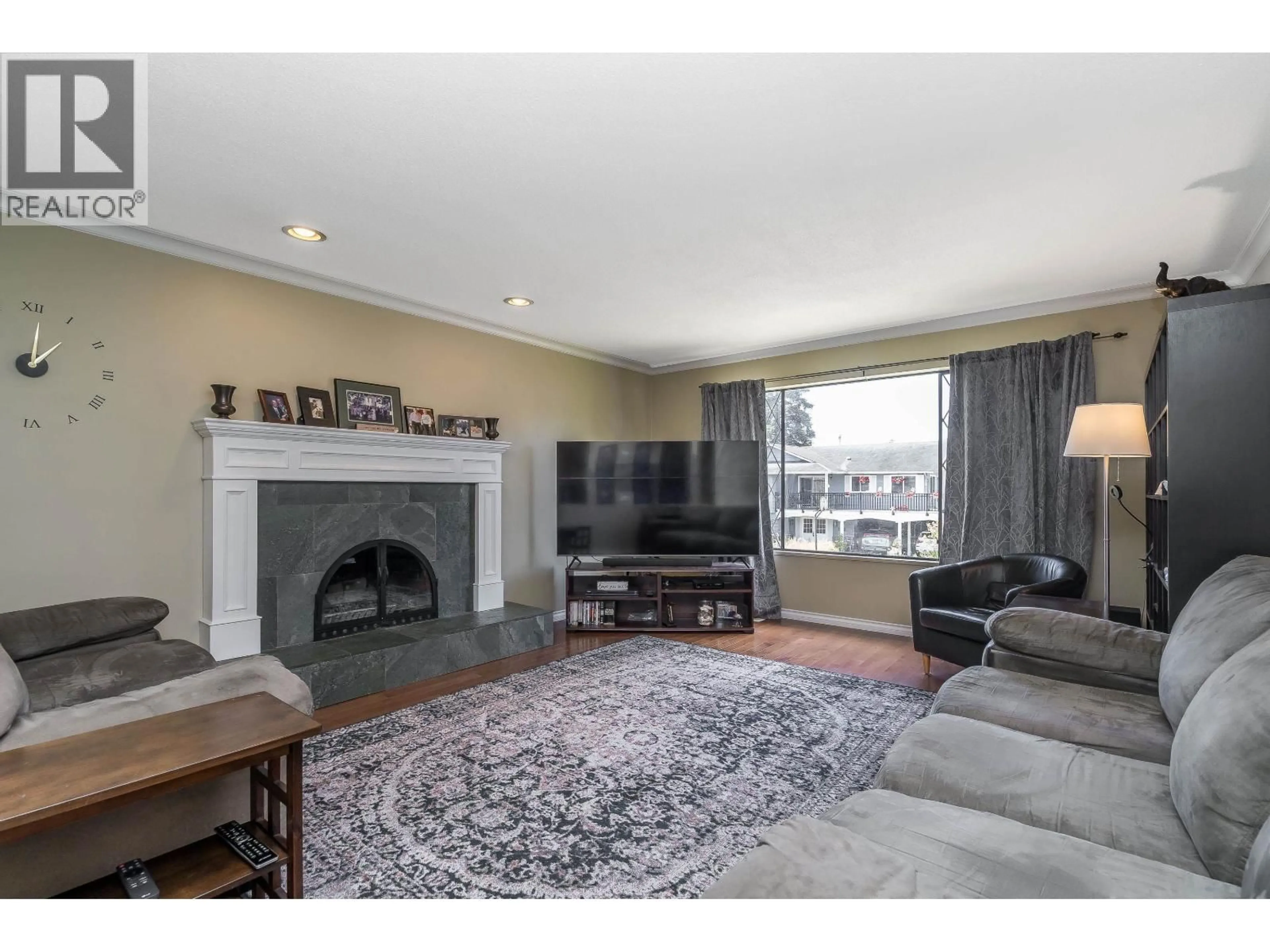Living room with furniture, unknown for 3351 BOWEN DRIVE, Richmond British Columbia V7C4C6