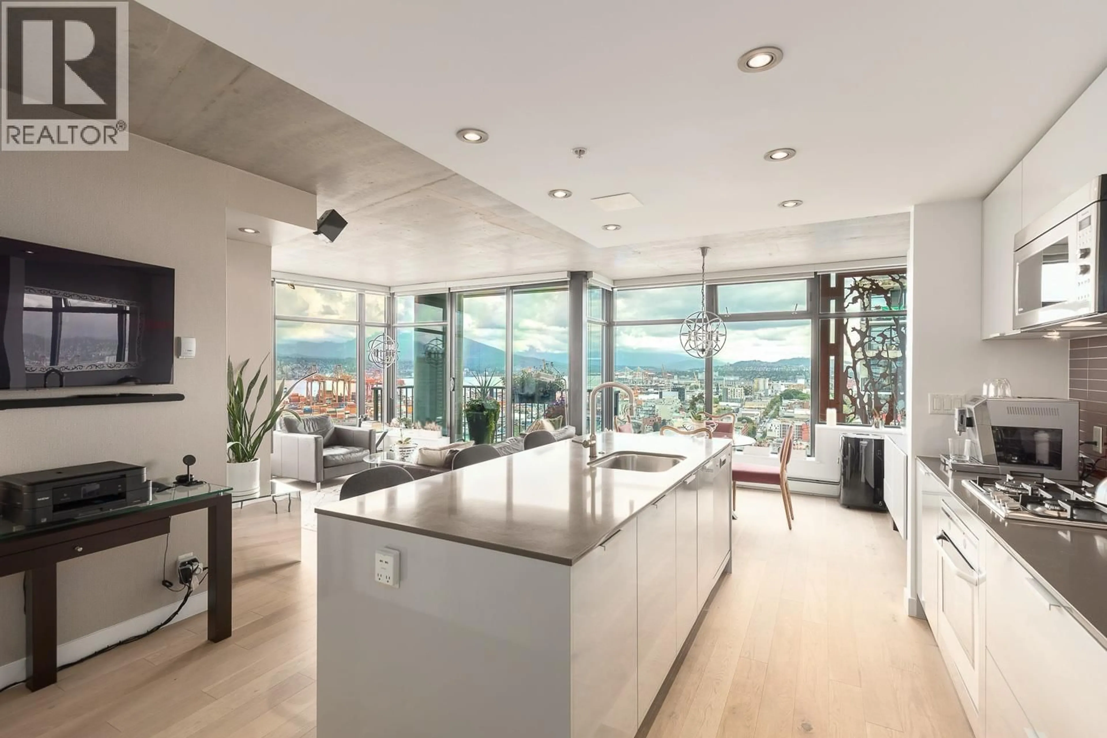 Contemporary kitchen, unknown for 2903 - 128 CORDOVA STREET, Vancouver British Columbia V6B0E5