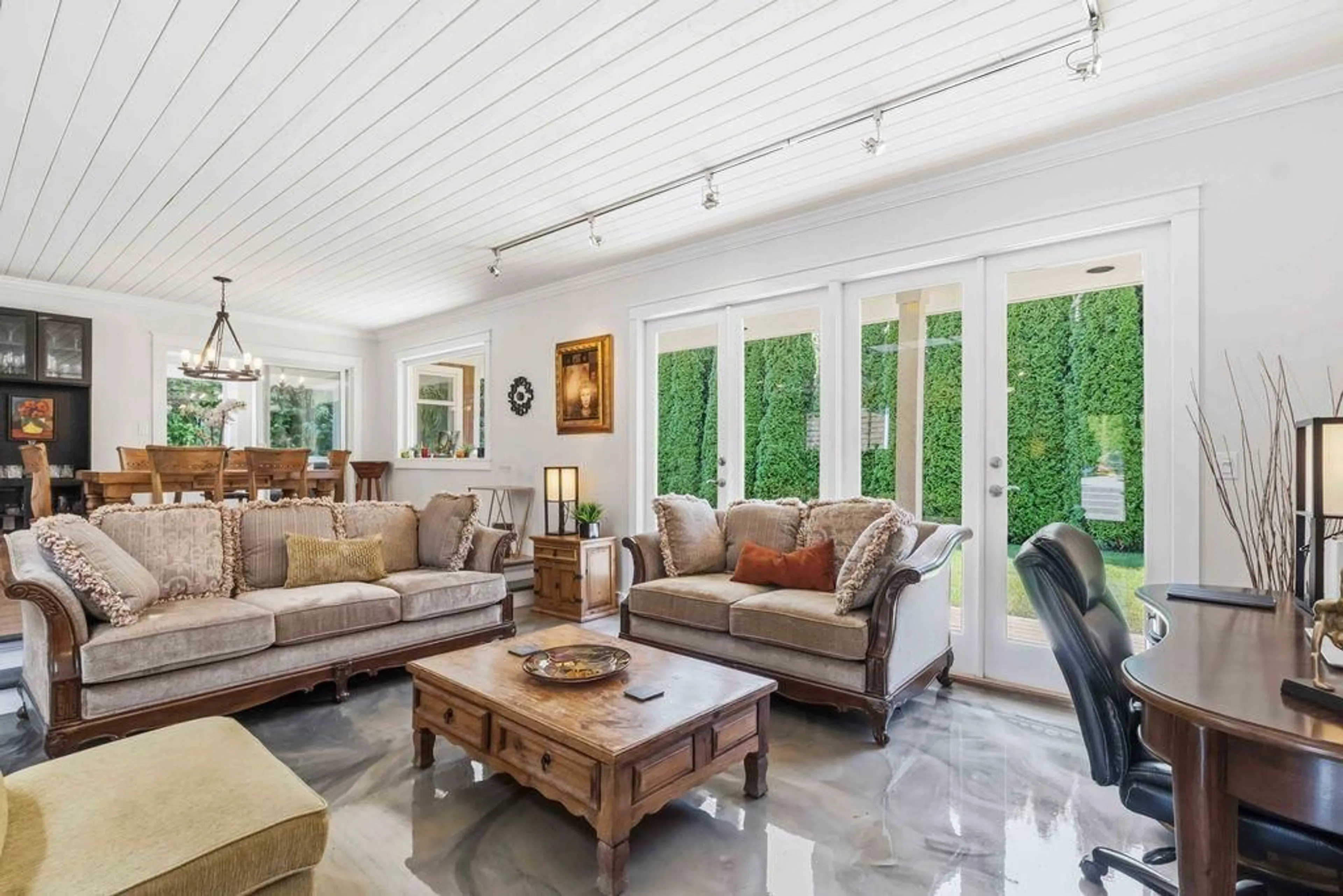 Living room with furniture, unknown for 16127 8 AVENUE, Surrey British Columbia V4A8W5