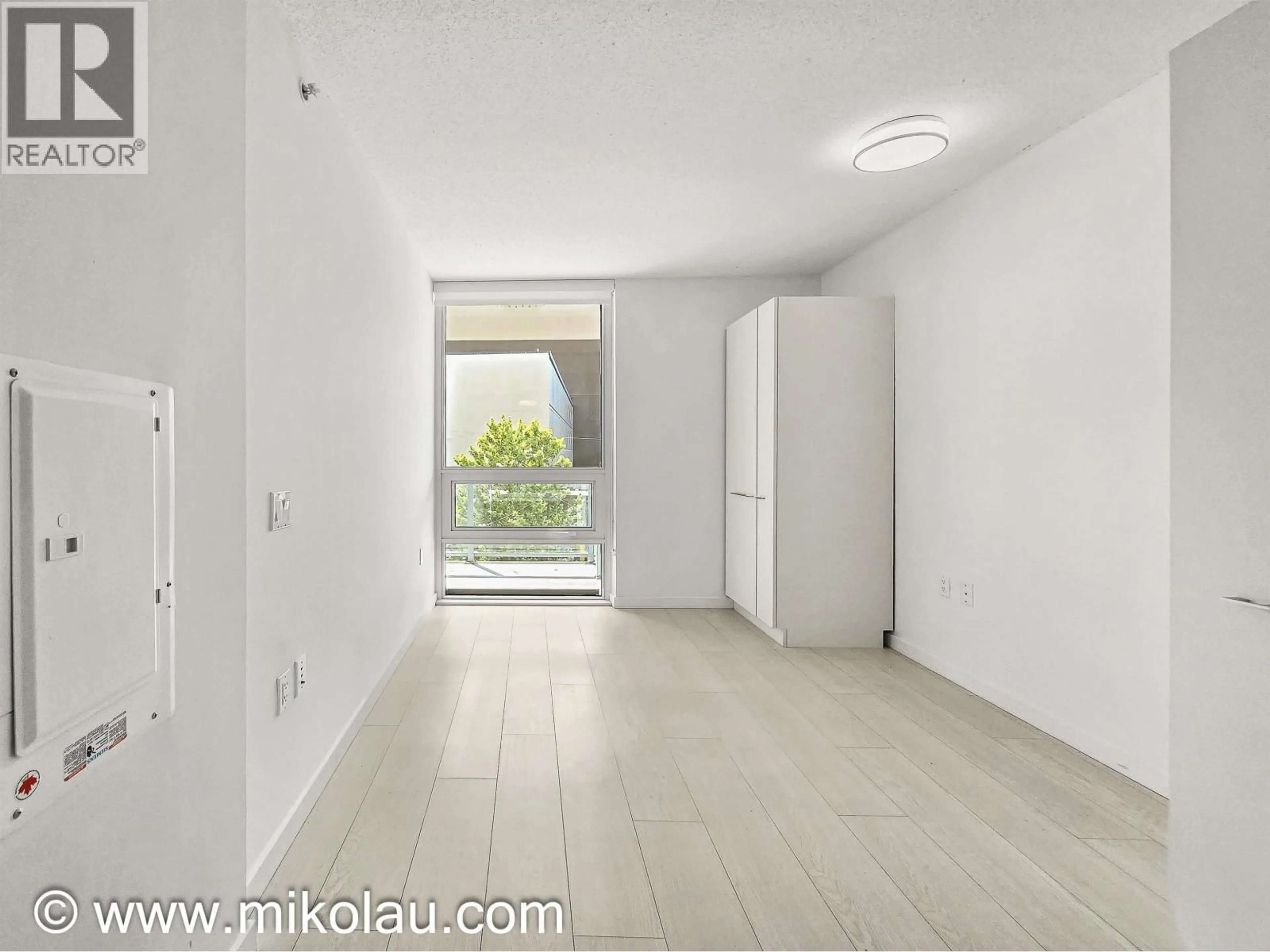 A pic of a room for 318 - 180 2ND AVENUE, Vancouver British Columbia V5T0K4