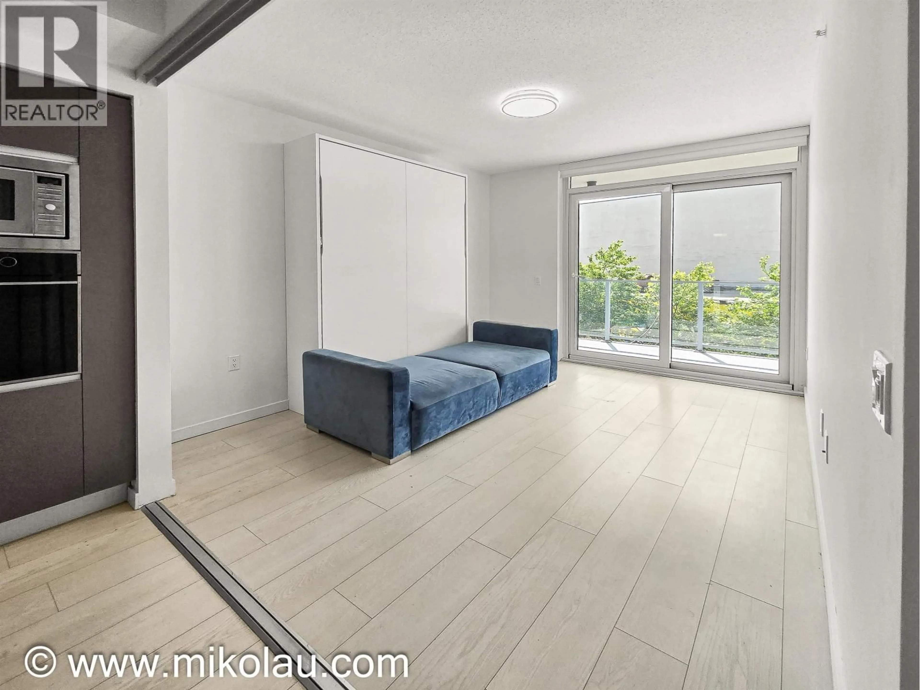 Unknown for 318 - 180 2ND AVENUE, Vancouver British Columbia V5T0K4
