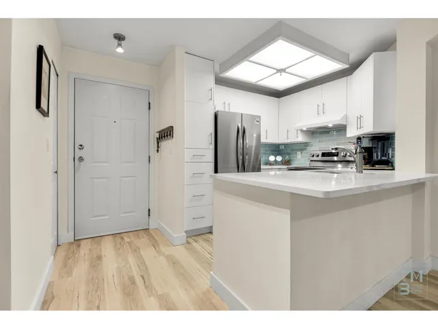 203 - 22015 48 AVENUE, Langley 5