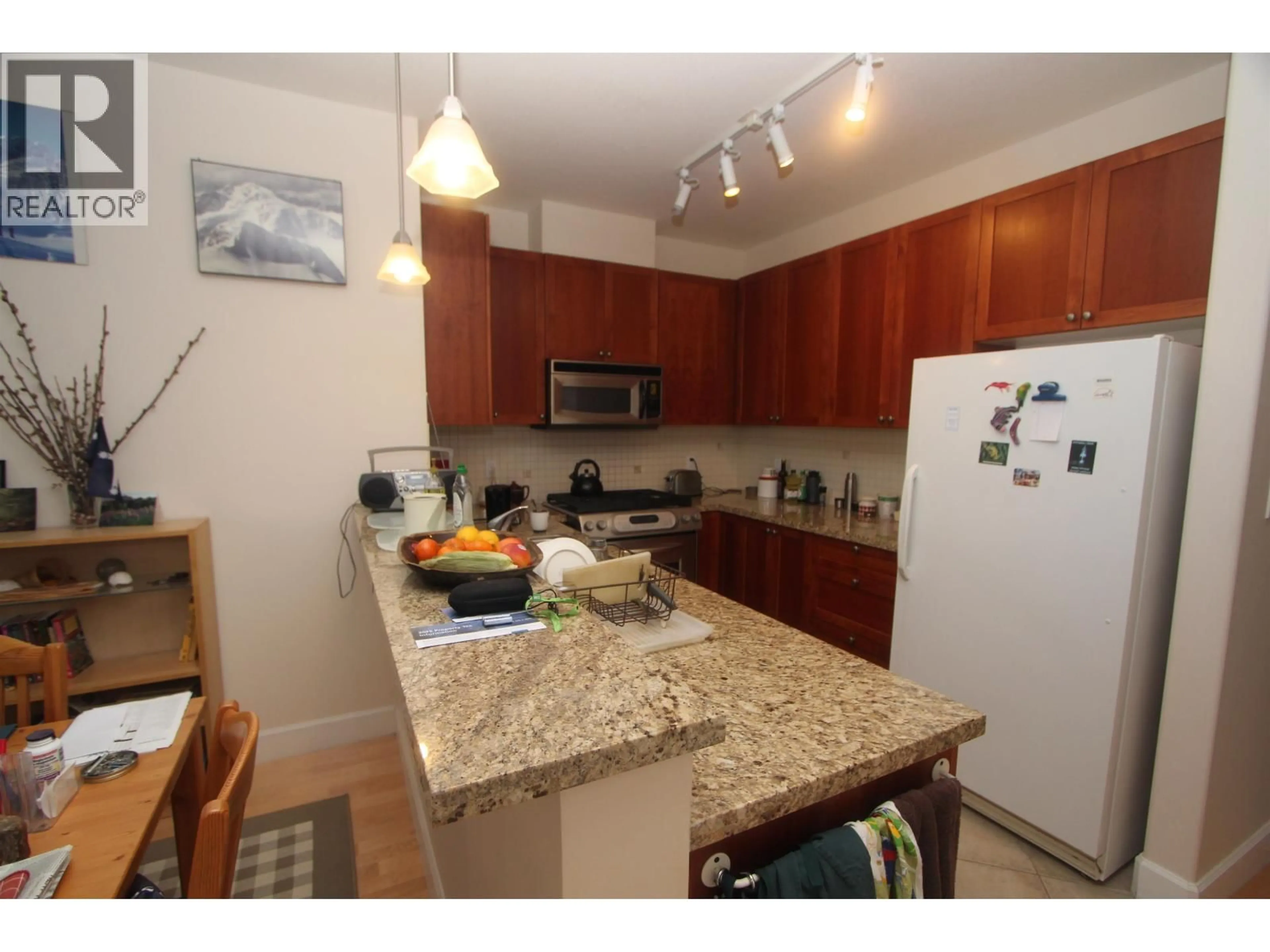 Standard kitchen, unknown for 311 - 4211 BAYVIEW STREET, Richmond British Columbia V7E6T6