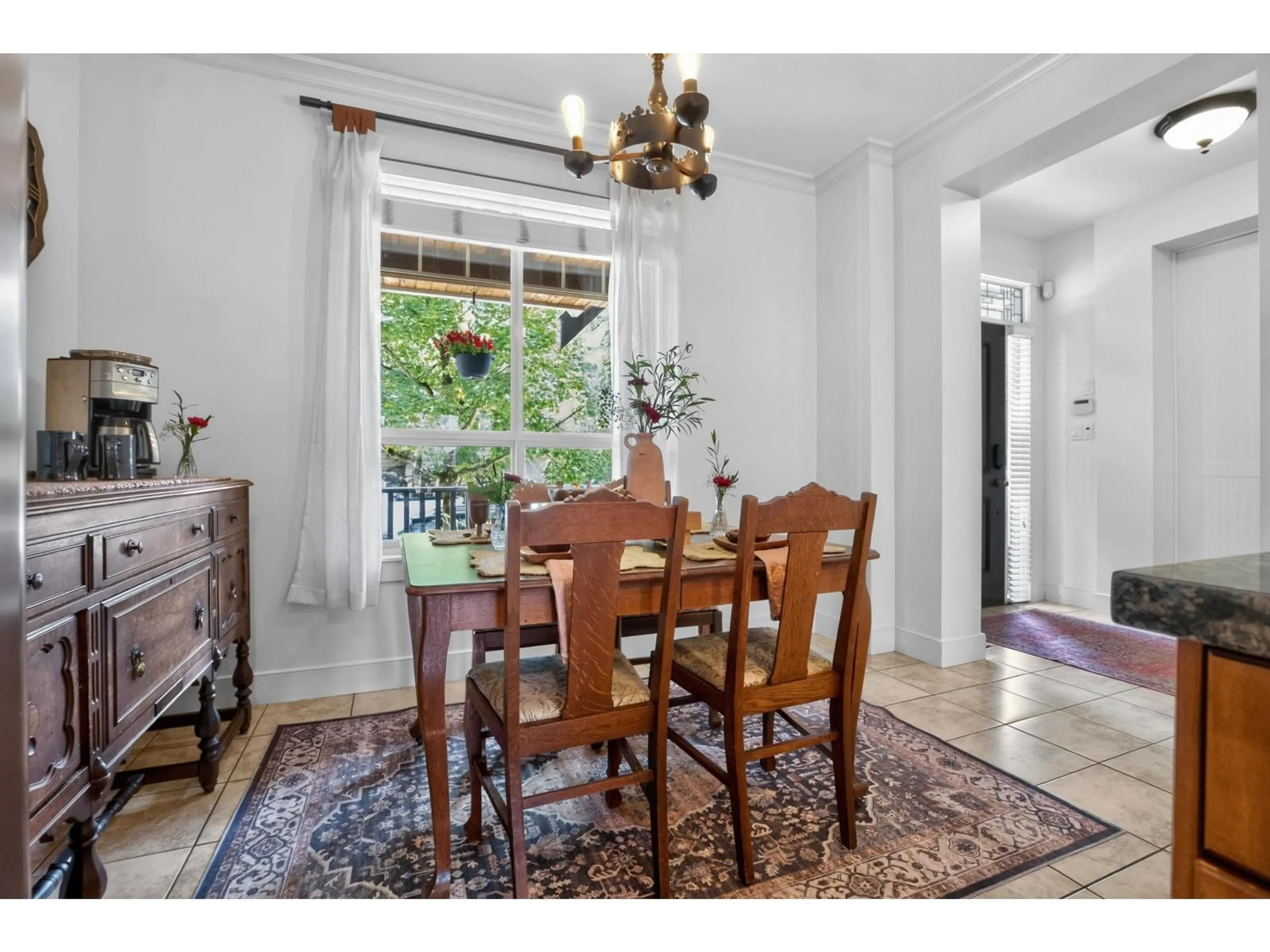 Dining room, unknown for 19289 69 AVENUE, Surrey British Columbia V4N0B7