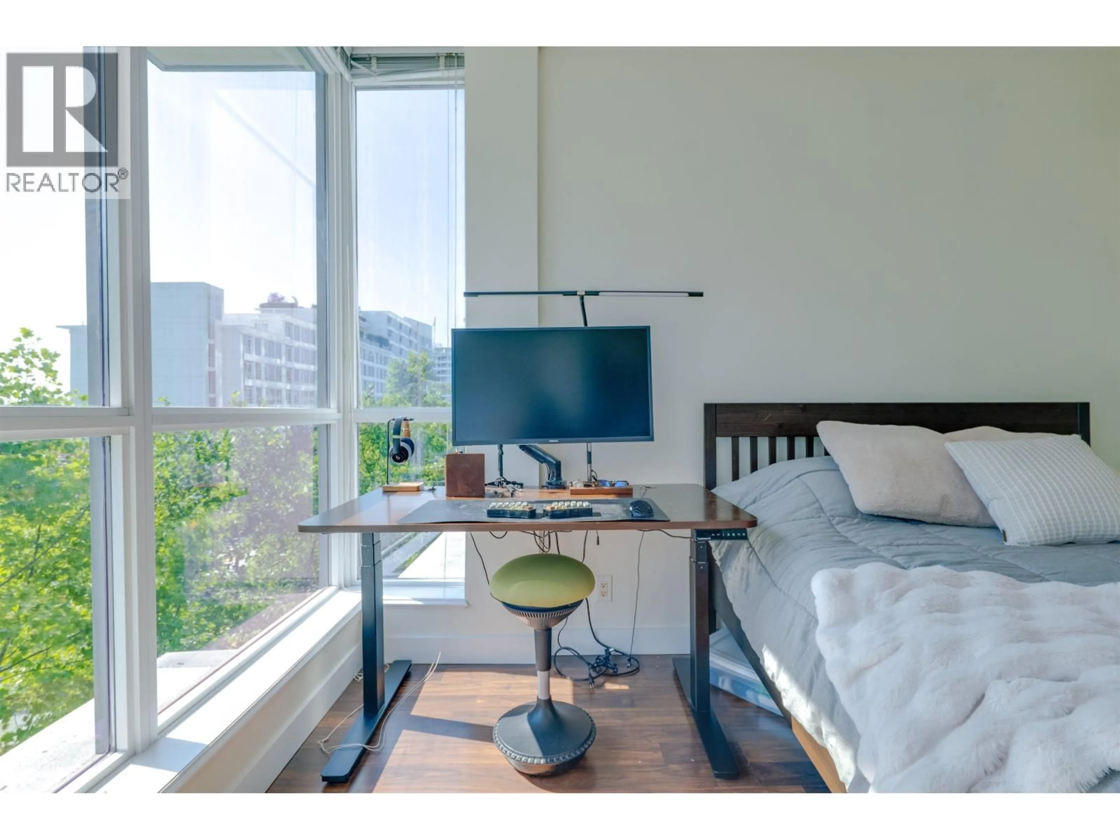 A pic of a room for 508 - 168 EAST, North Vancouver British Columbia V7L4X8