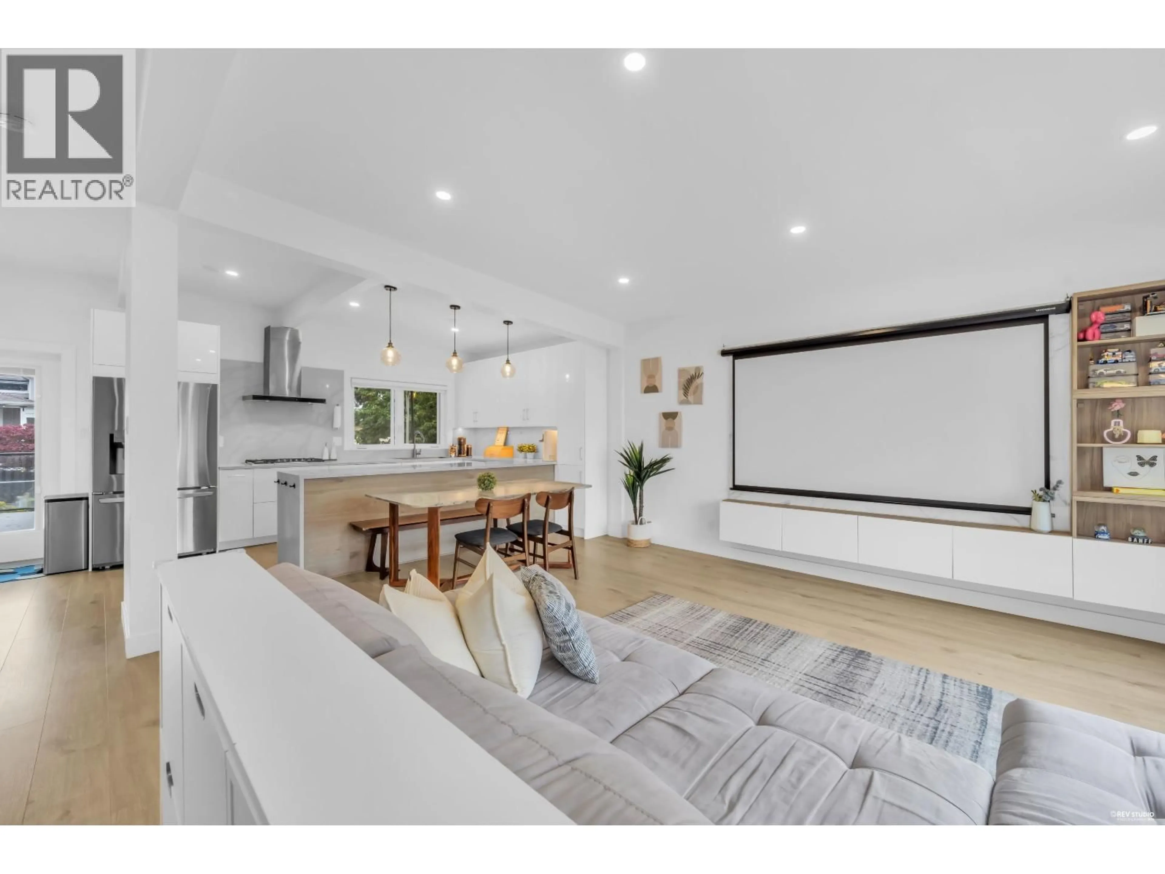 Home theater for 295 LEROY STREET, Coquitlam British Columbia V3K5K5