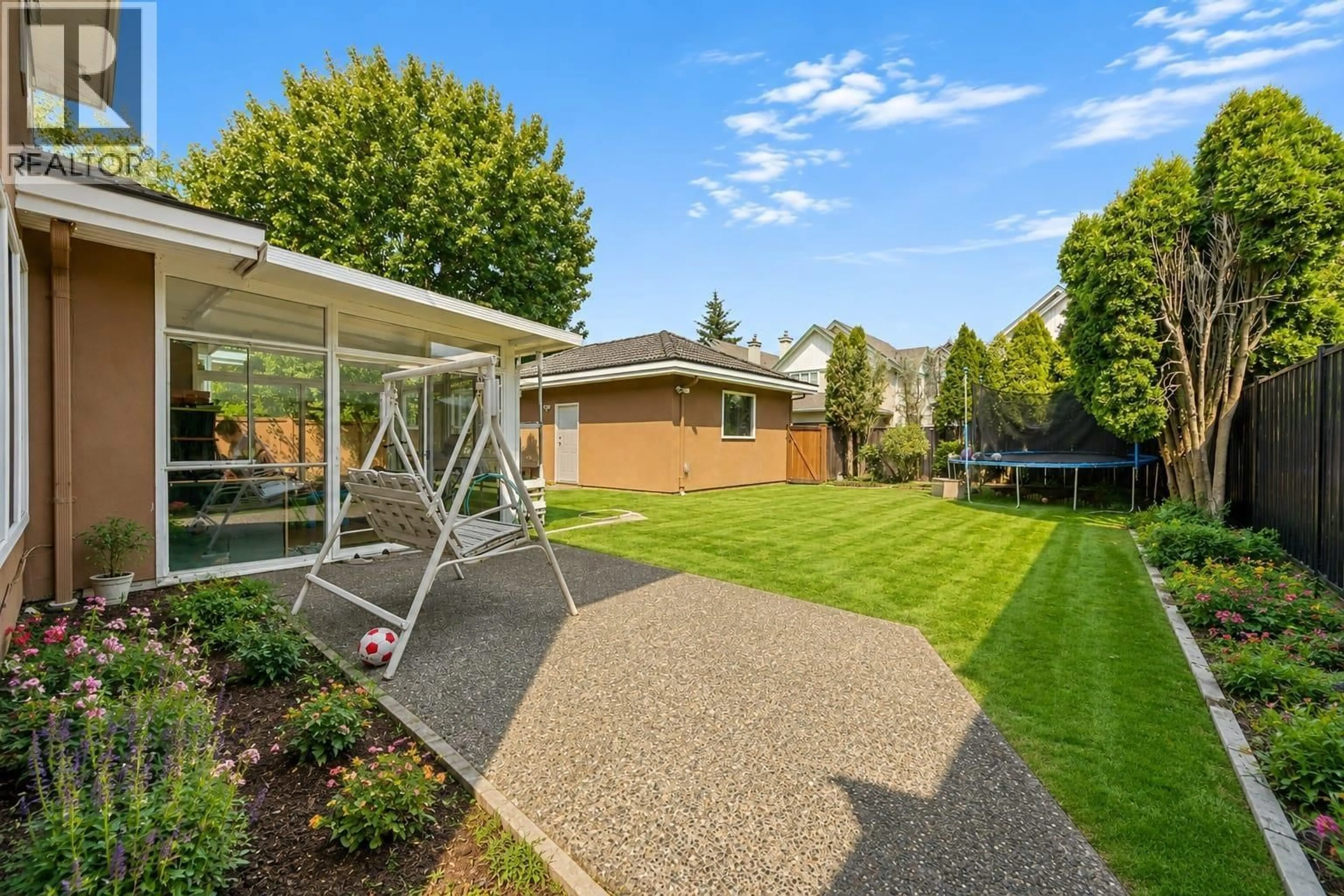 Patio, street for 10320 SCOTSDALE AVENUE, Richmond British Columbia V7E3V1