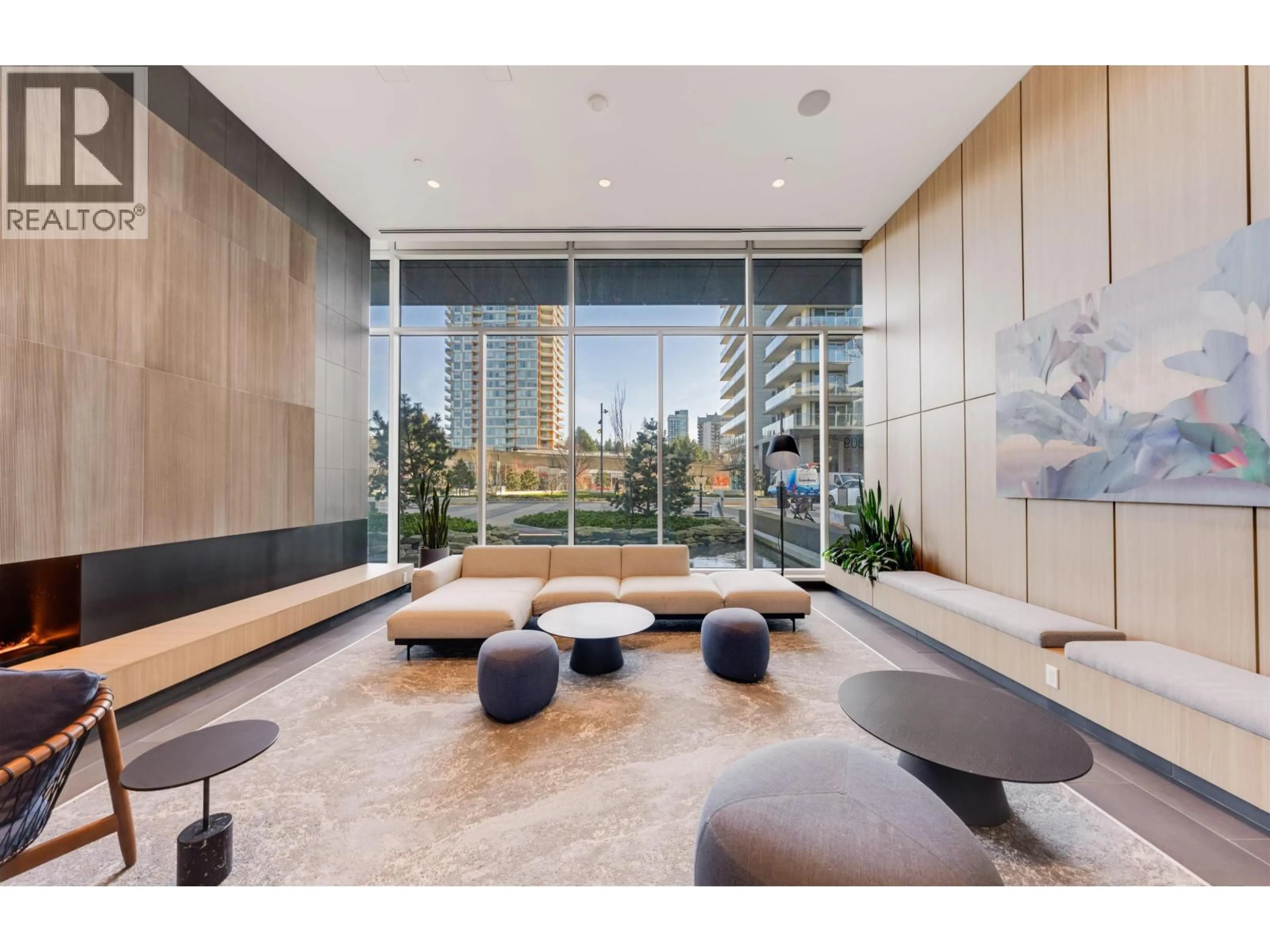 Indoor foyer for 4006 - 3809 EVERGREEN PLACE, Burnaby British Columbia V3J0M1