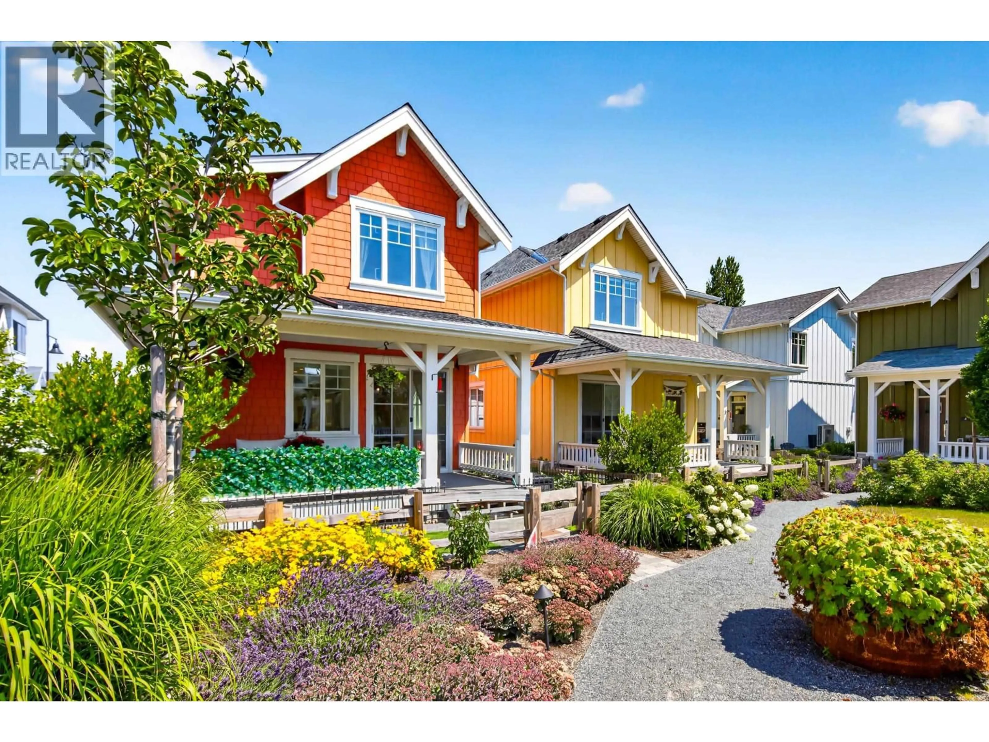 Home with vinyl exterior material, street for 1 - 6378 DAIRY AVENUE, Delta British Columbia V4L0B7