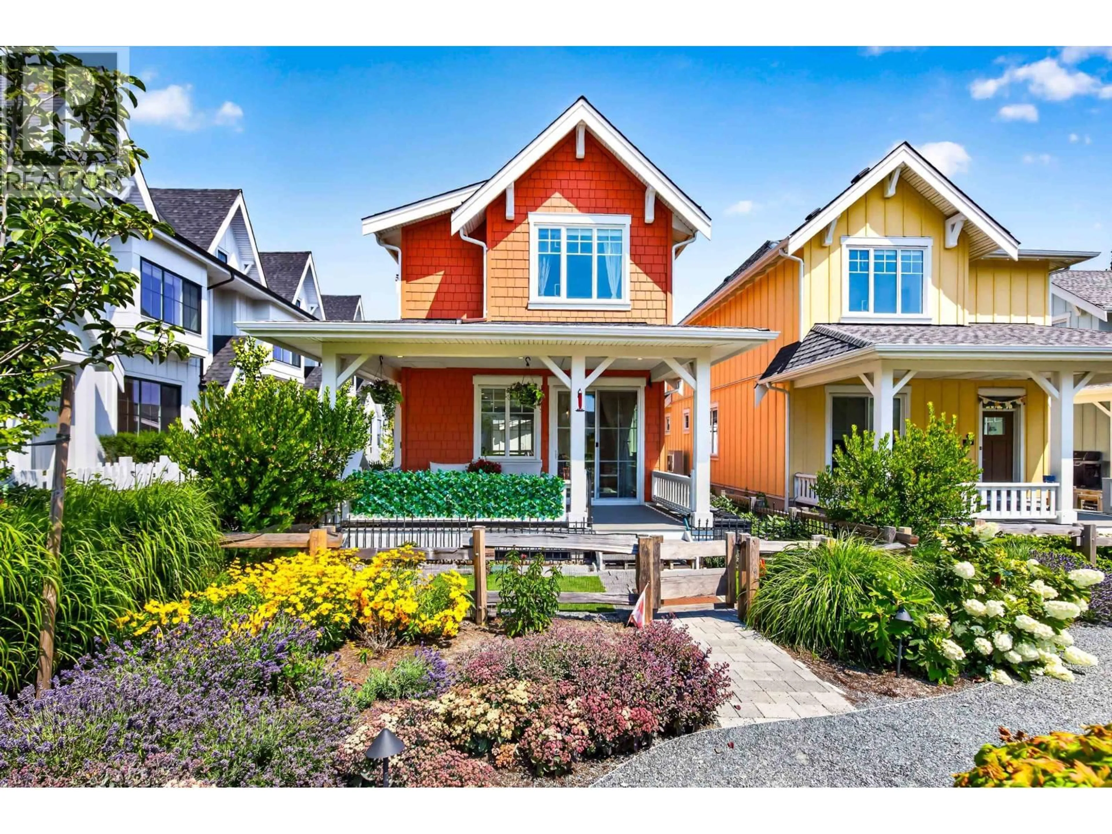Home with vinyl exterior material, street for 1 - 6378 DAIRY AVENUE, Delta British Columbia V4L0B7