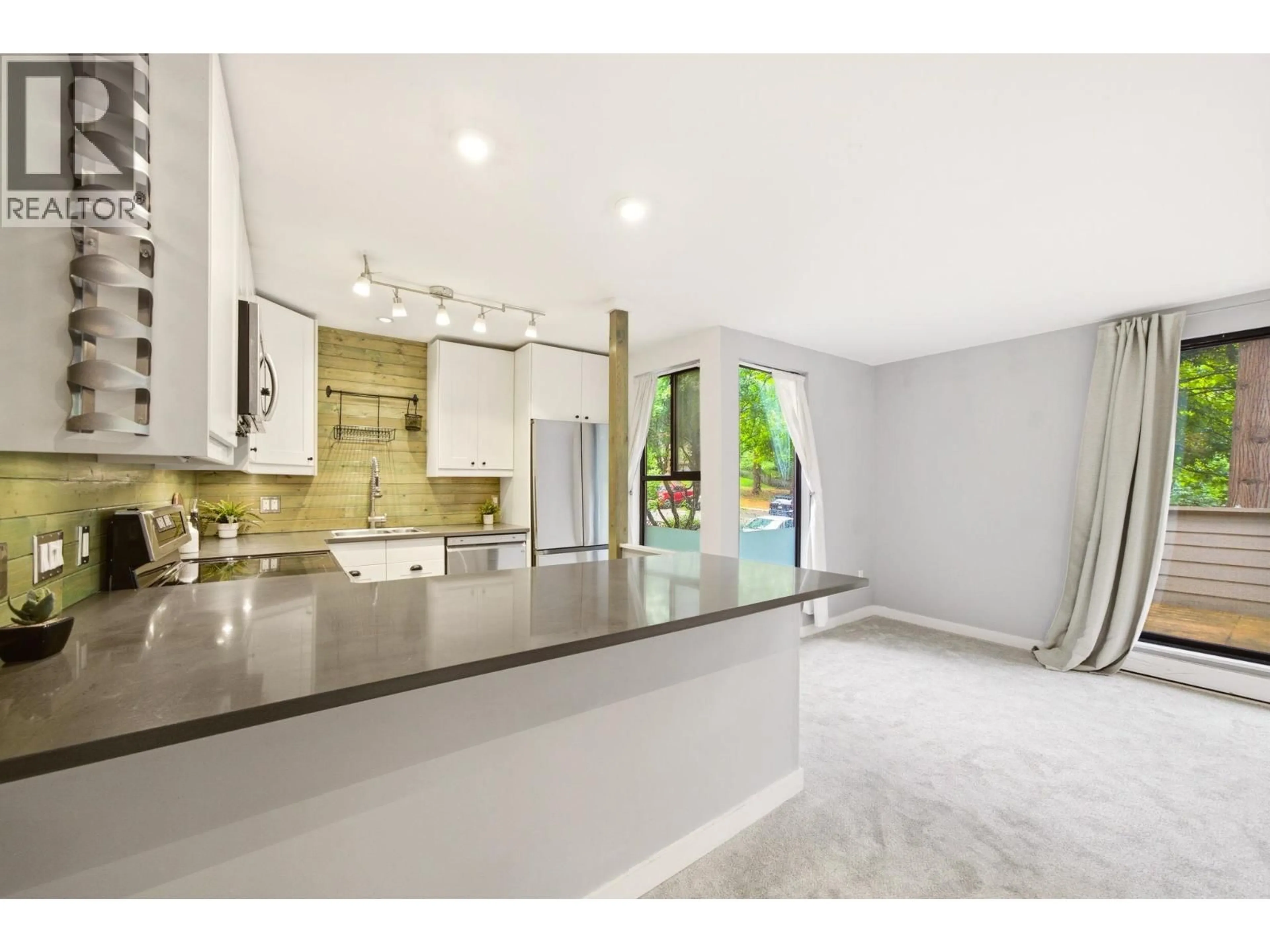 Open concept kitchen, ceramic/tile floor for 201 - 9132 CAPELLA DRIVE, Burnaby British Columbia V3J7K3