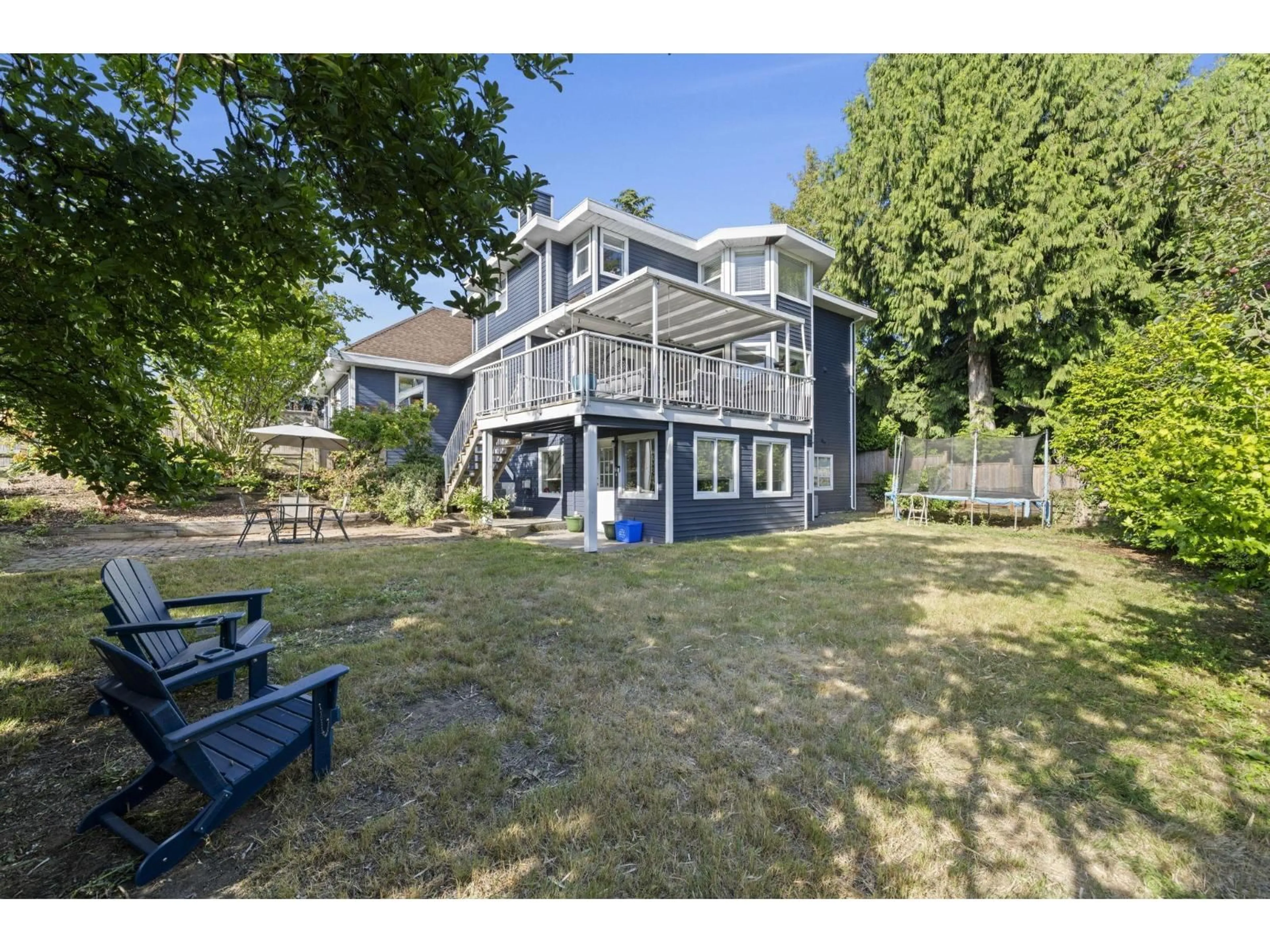 A pic from outside/outdoor area/front of a property/back of a property/a pic from drone, water/lake/river/ocean view for 15070 81 AVENUE, Surrey British Columbia V3S7B8