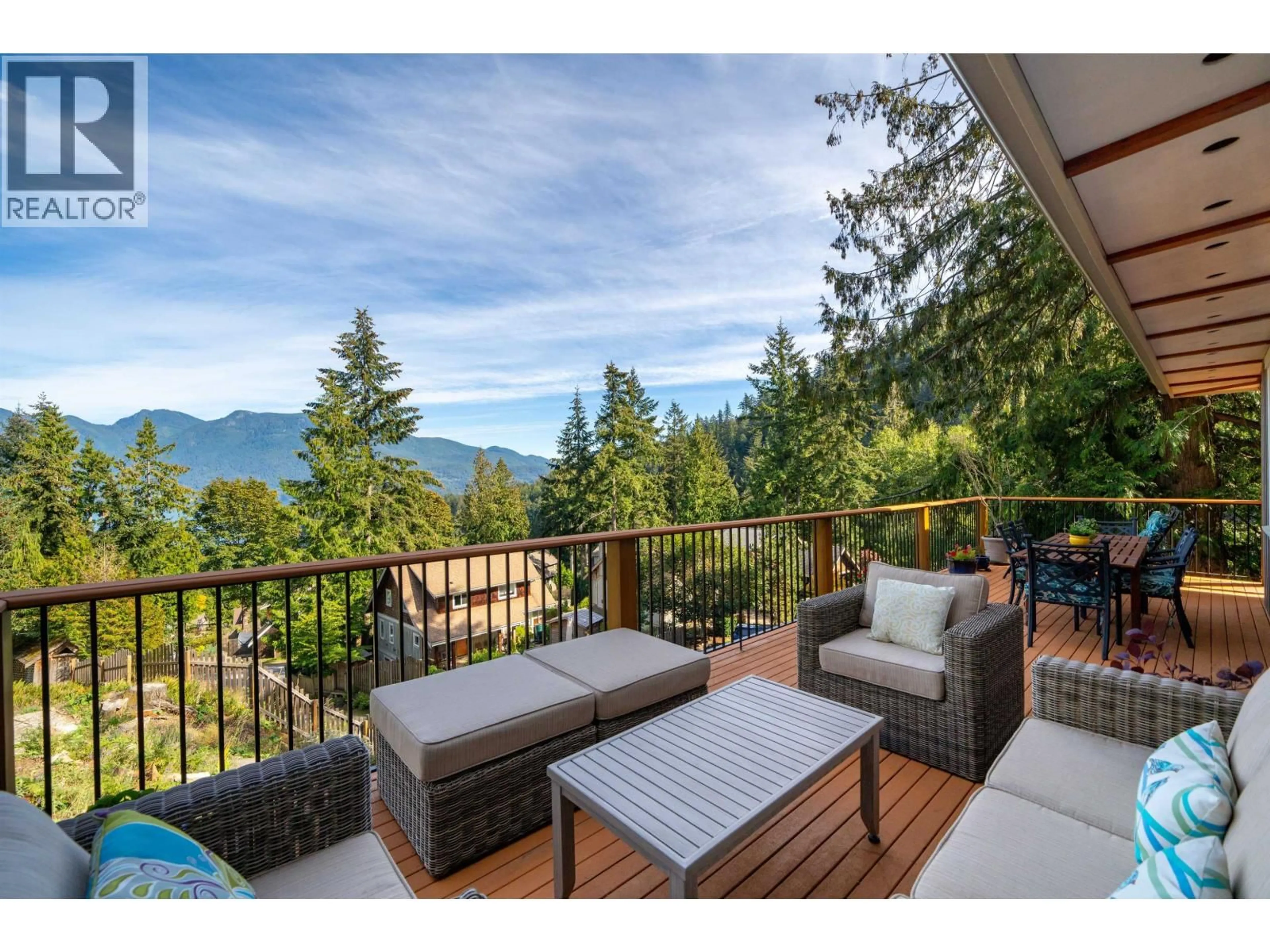 Patio, mountain view for 947 VILLAGE DRIVE, Bowen Island British Columbia V0N1G1