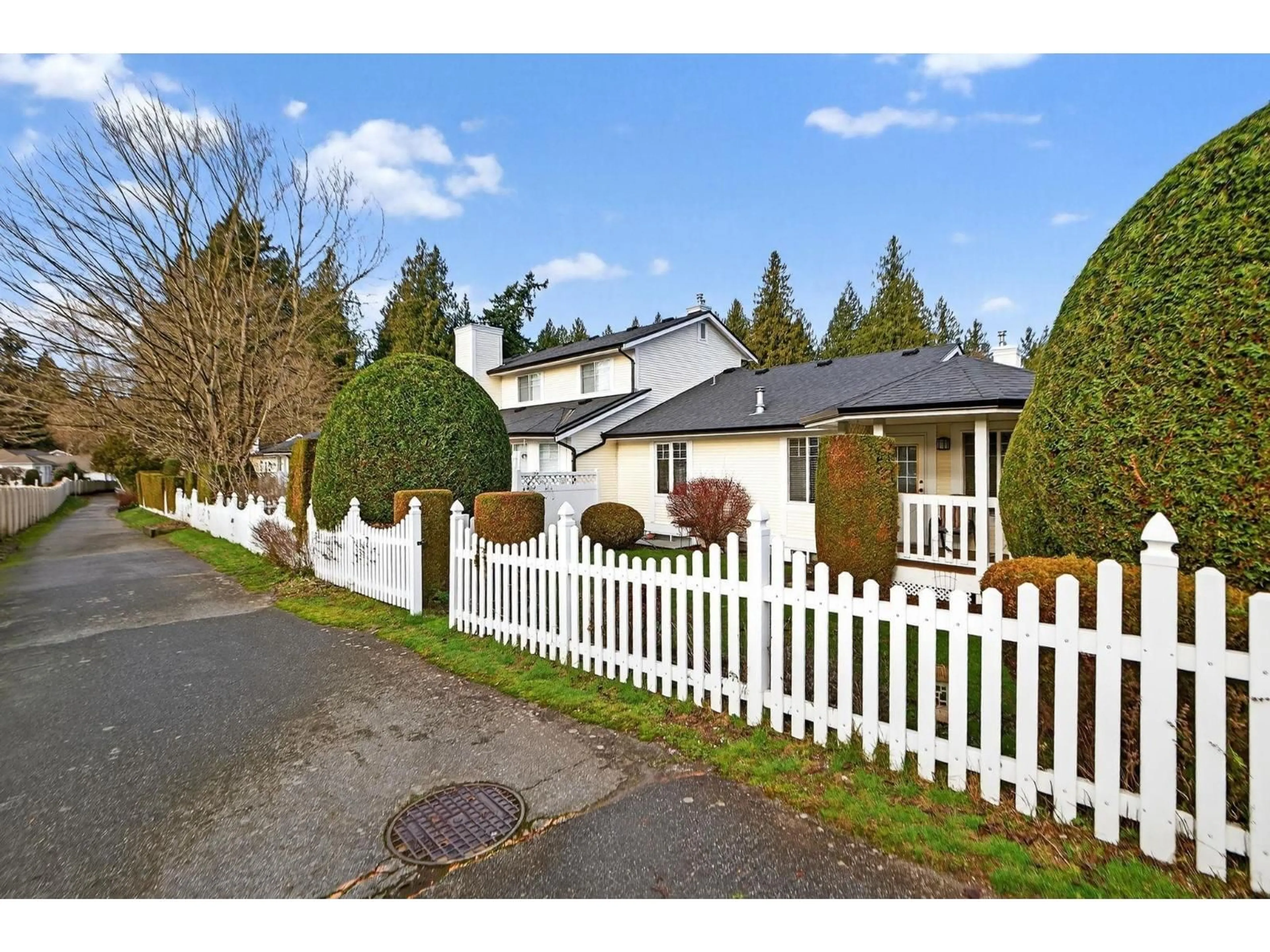 Unknown for 24 - 20761 TELEGRAPH TRAIL, Langley British Columbia V1M2W3