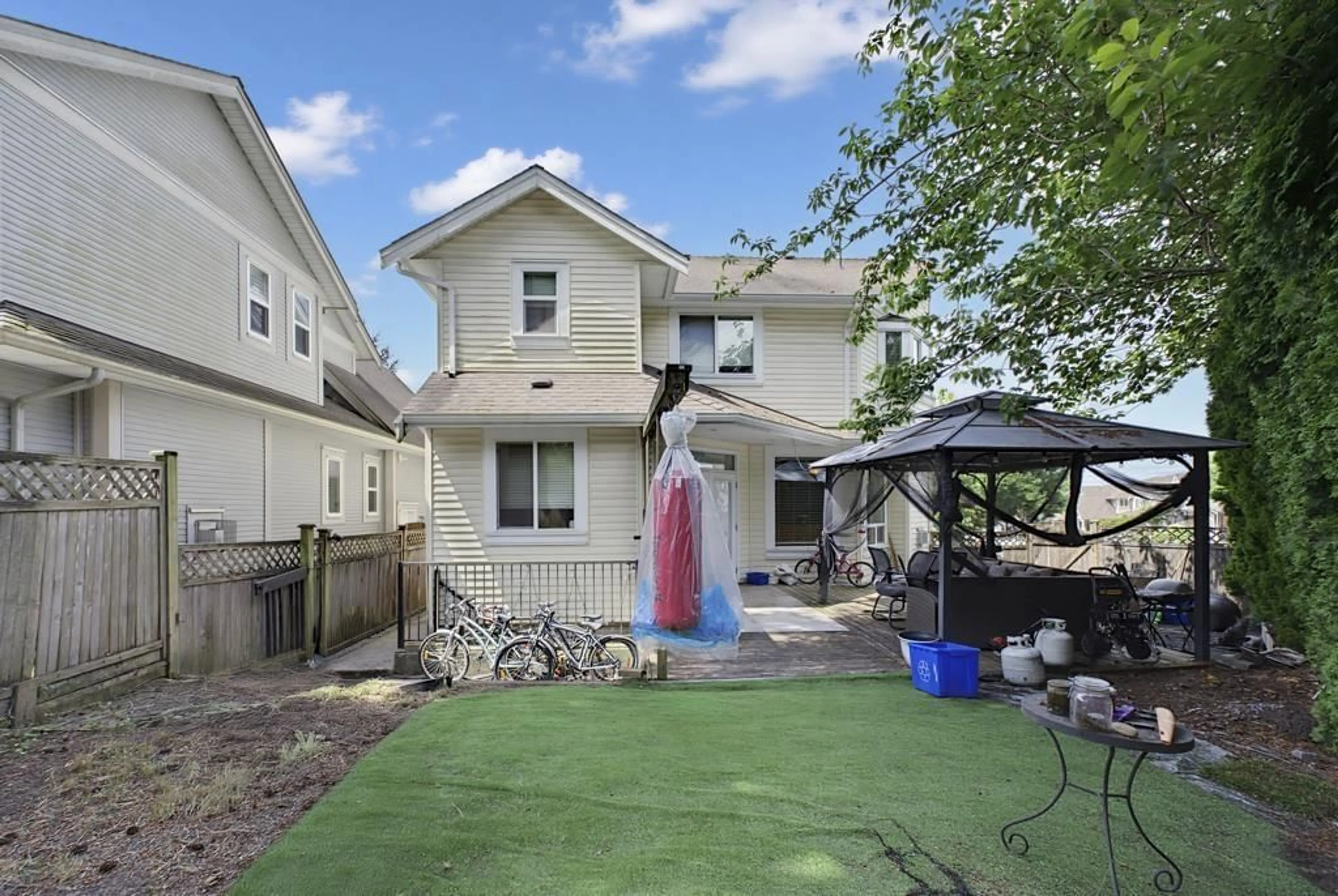 Unknown for 7088 179A STREET, Surrey British Columbia V3S7C7
