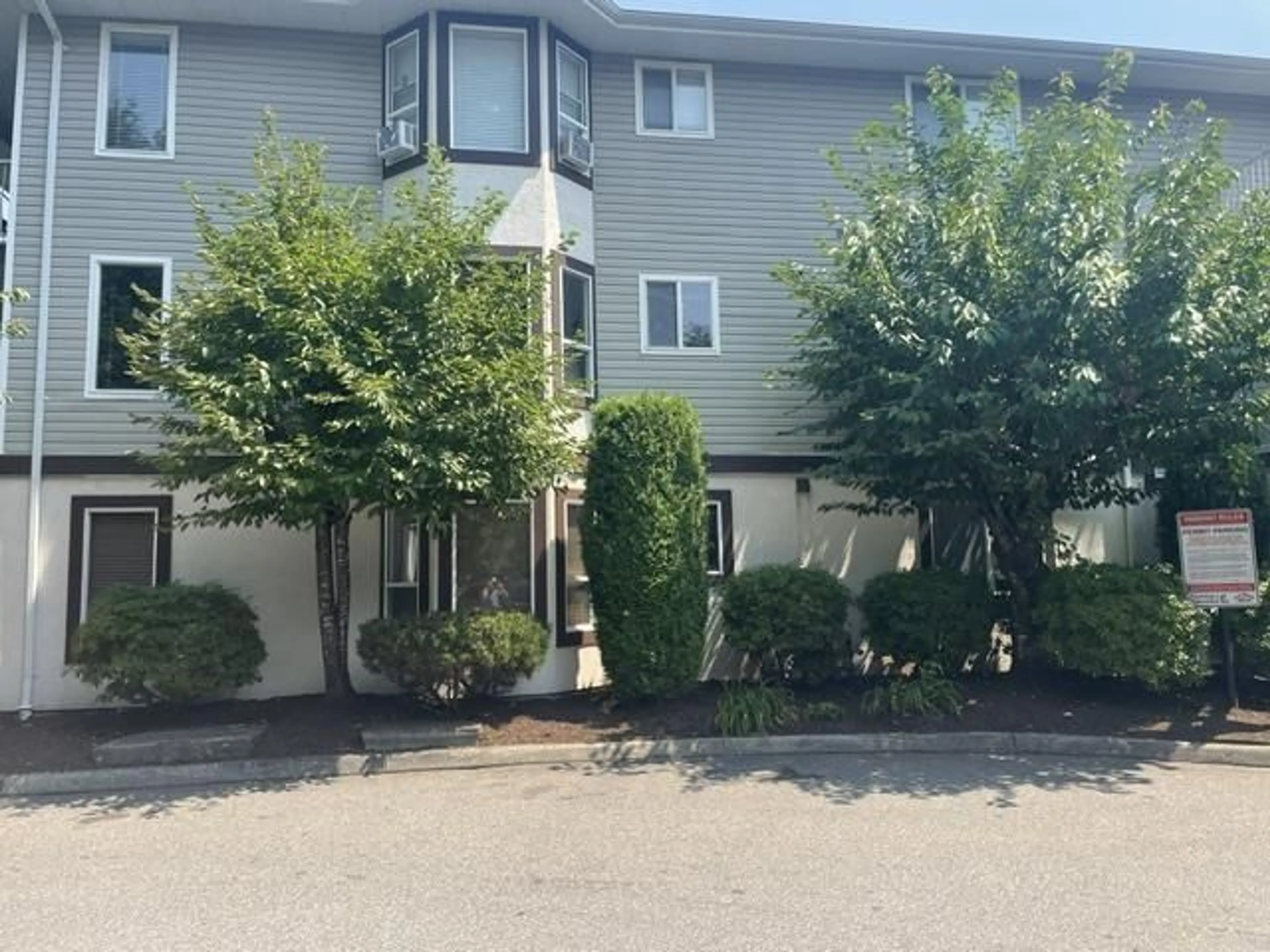 Unknown for 306 - 45222 WATSON ROAD, Chilliwack British Columbia V2R3J4