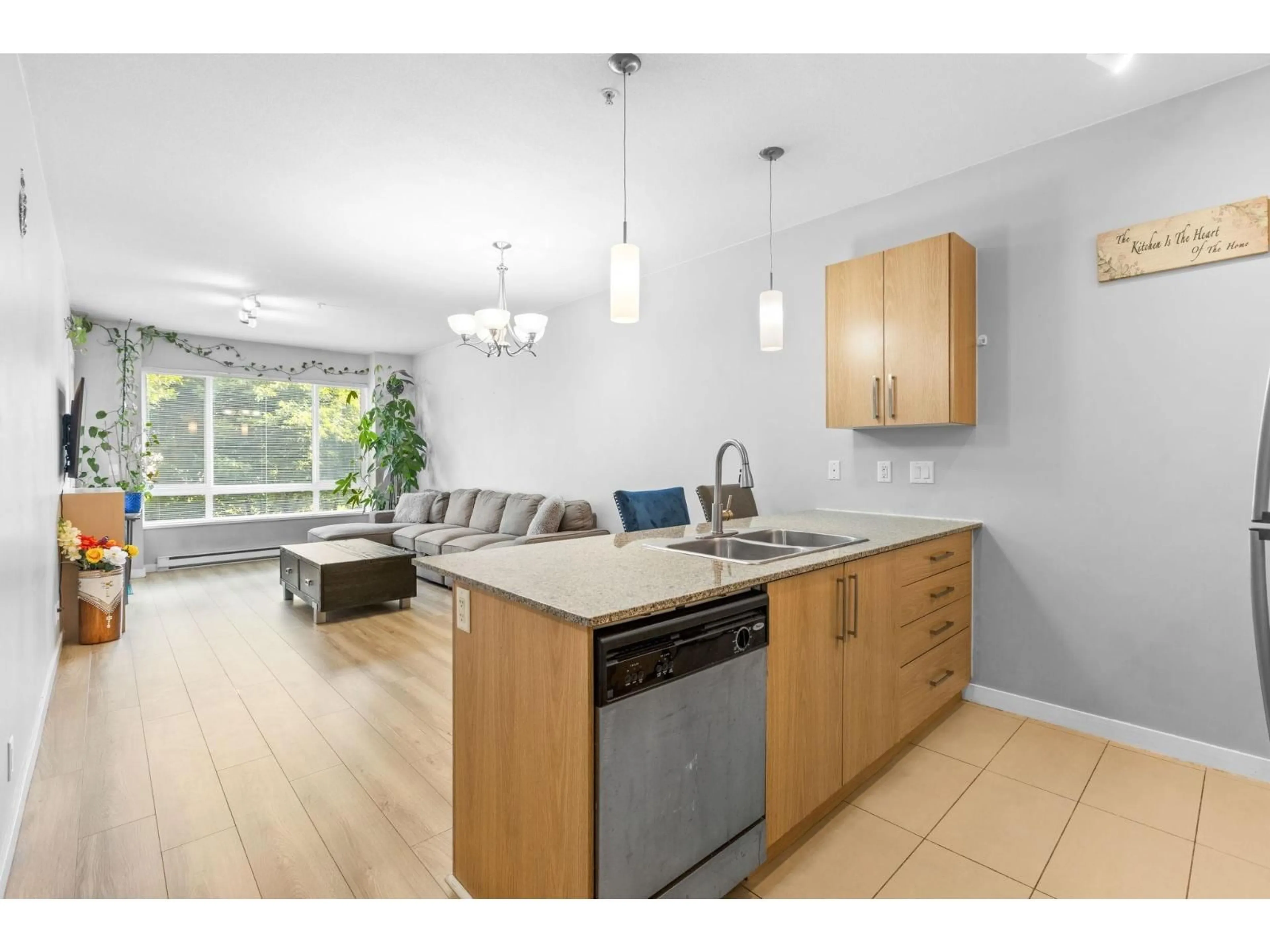 Open concept kitchen, unknown for 208 - 2943 NELSON PLACE, Abbotsford British Columbia V2S0C8