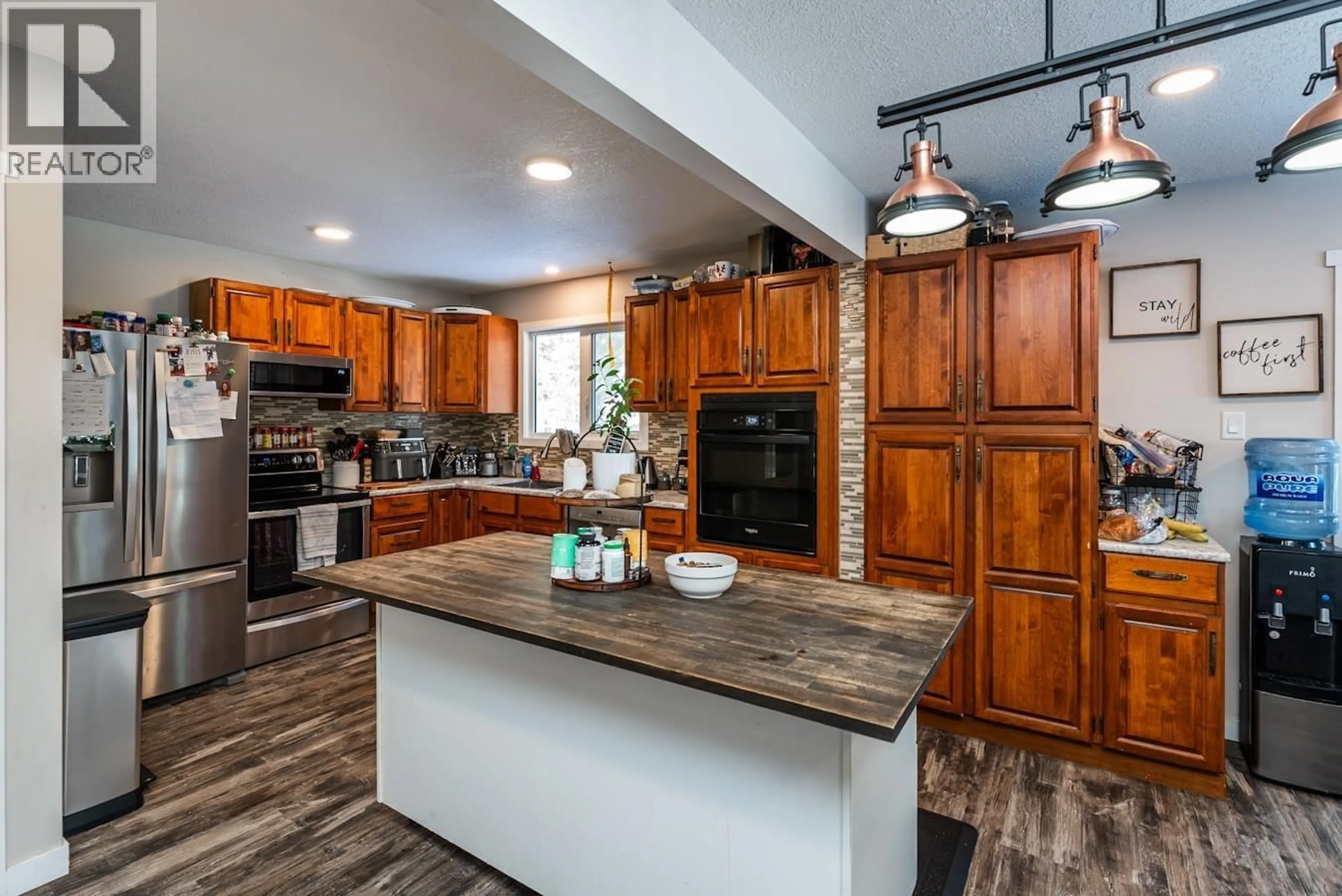 Open concept kitchen, unknown for 2430 PROGRESS ROAD, Prince George British Columbia V2K5S1