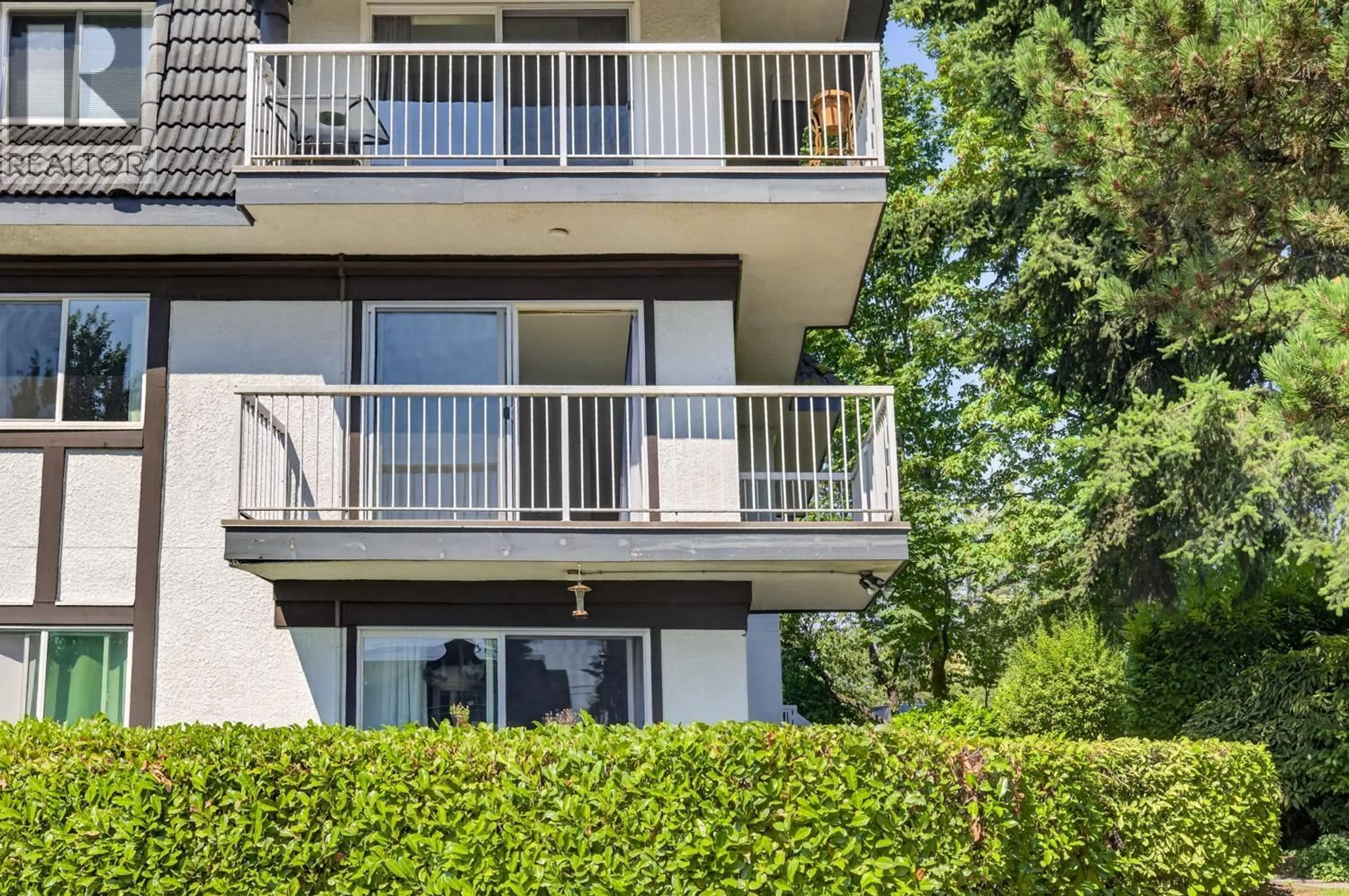 Balcony in the apartment, street for 412 - 371 ELLESMERE AVENUE, Burnaby British Columbia V5B3T1