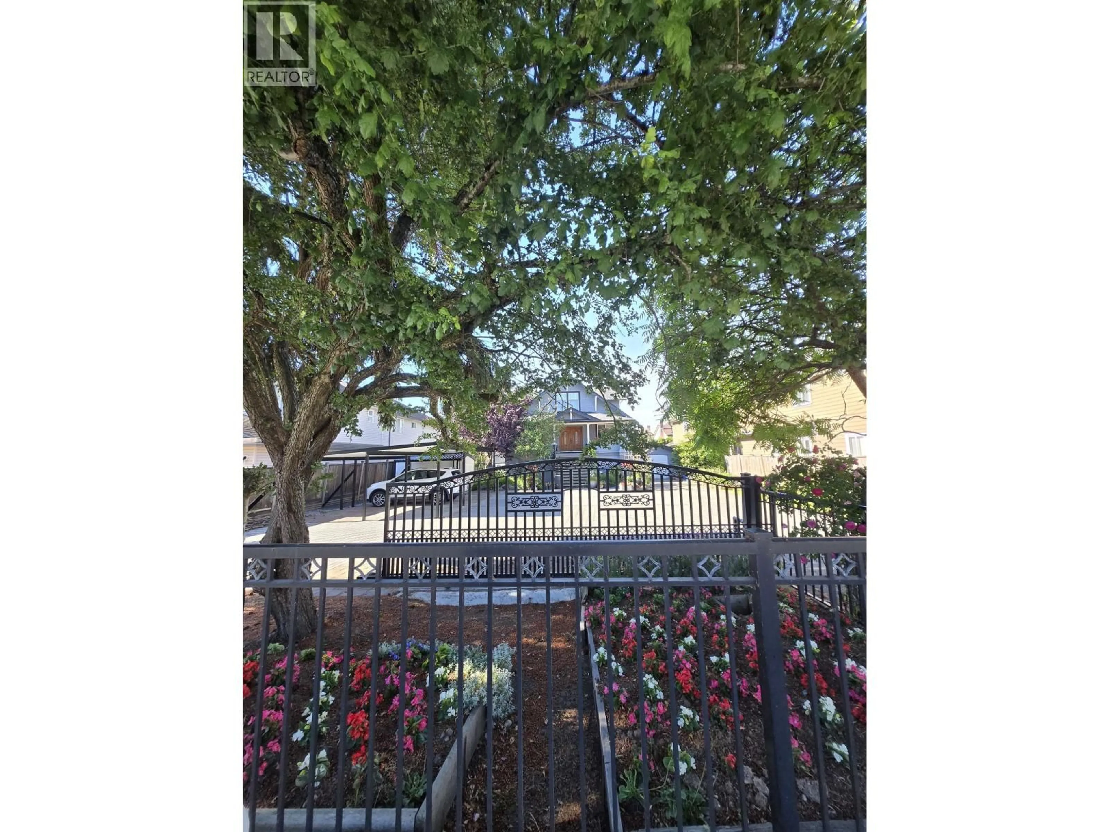 A pic from outside/outdoor area/front of a property/back of a property/a pic from drone, street for 4431 STEVESTON HIGHWAY, Vancouver British Columbia V7E2K4