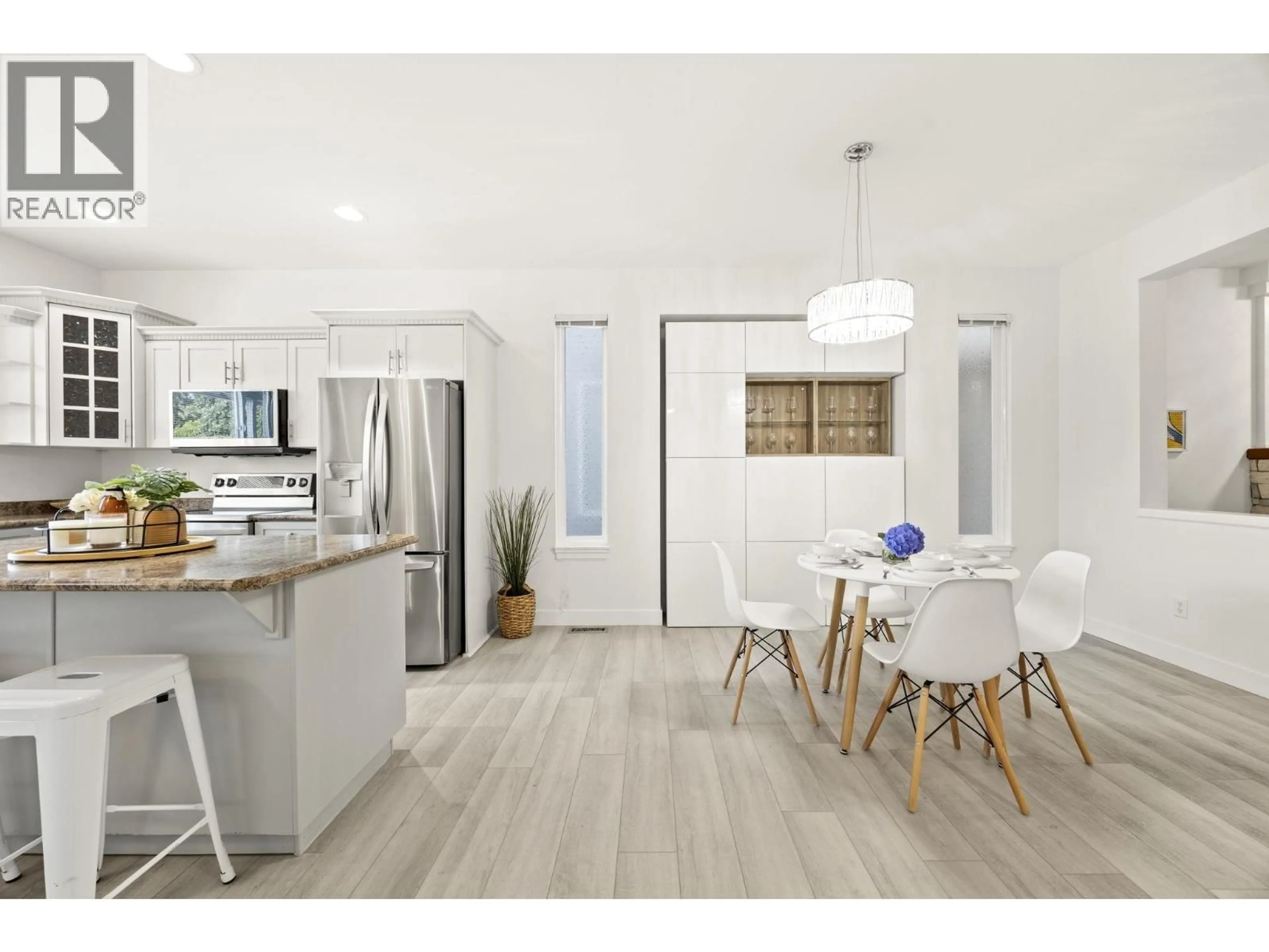 Open concept kitchen, unknown for 24222 103 AVENUE, Maple Ridge British Columbia V2W1Y1
