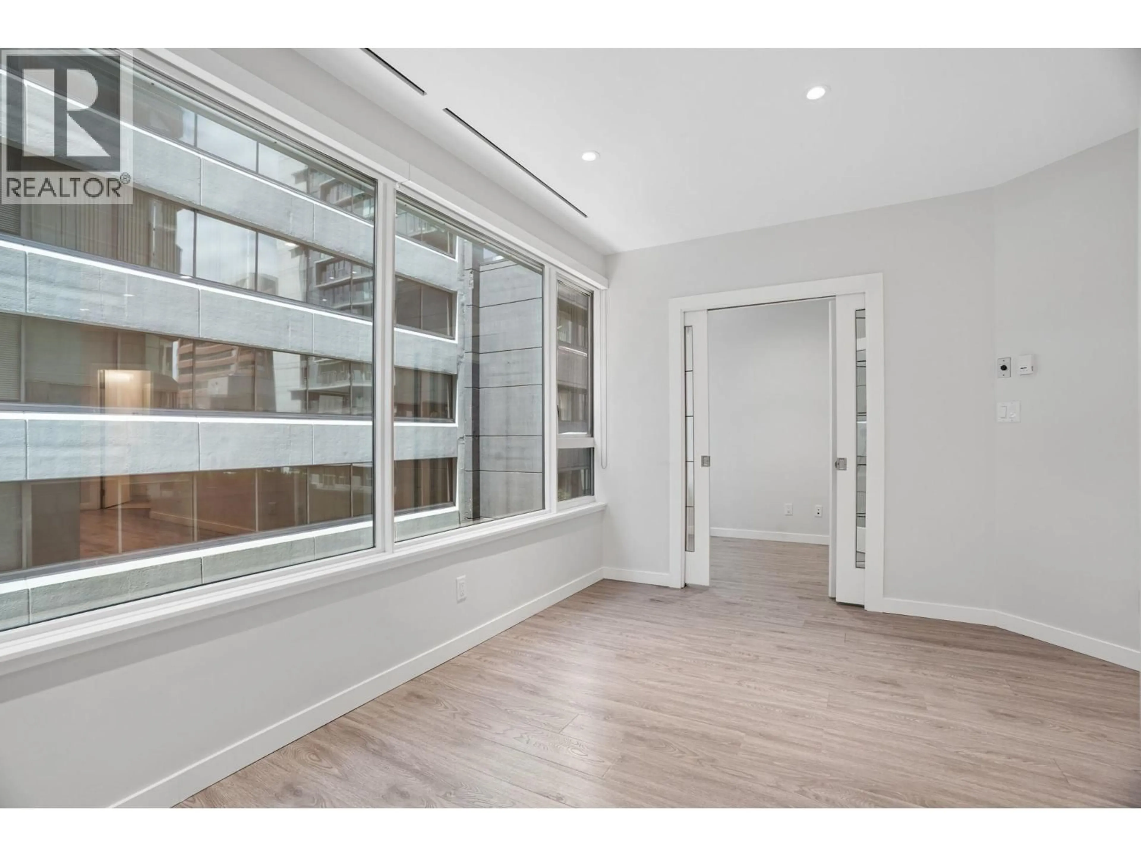 A pic of a room for 410 - 1177 HORNBY STREET, Vancouver British Columbia V6Z2E9