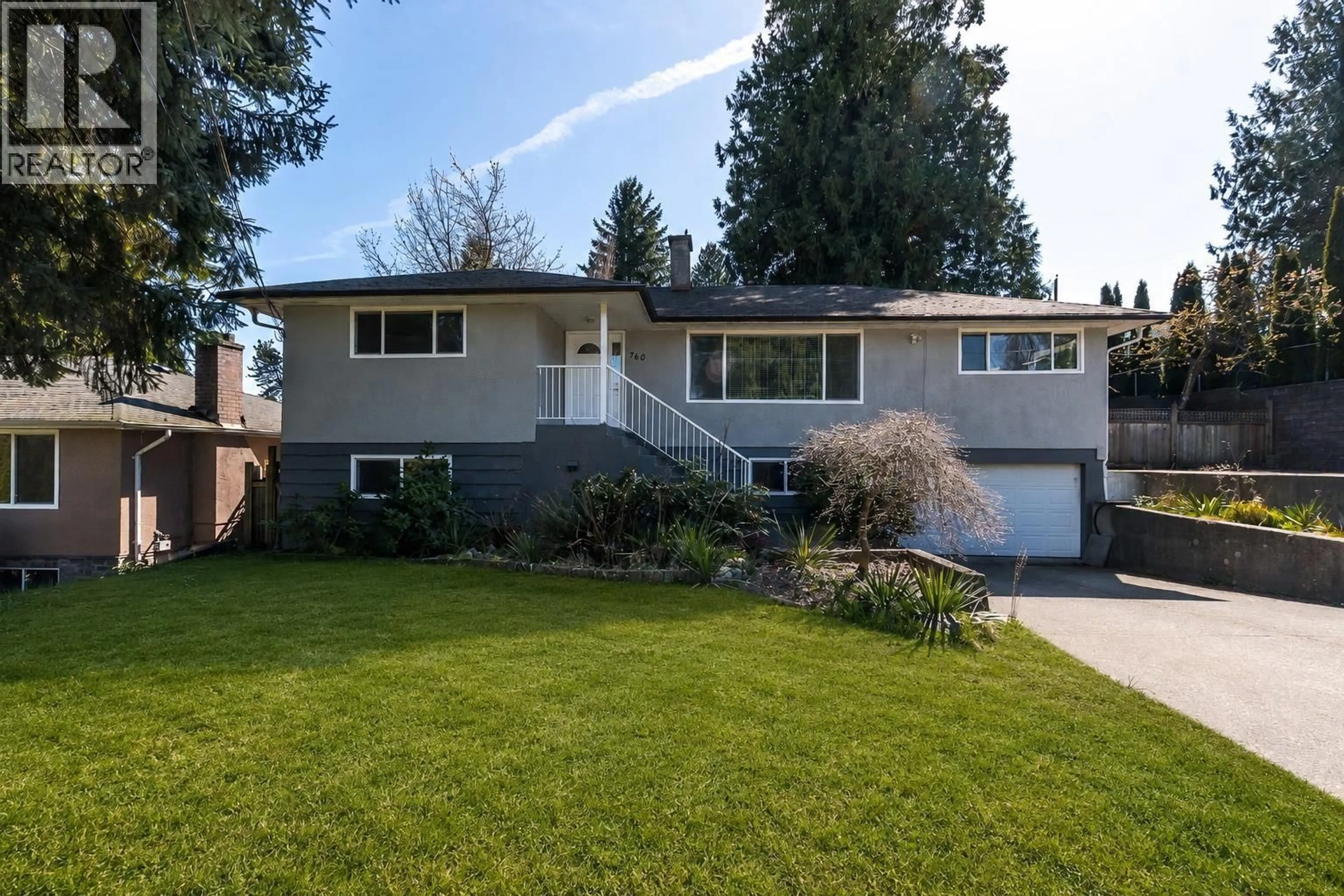 Home with vinyl exterior material, street for 760 GROVER AVENUE, Coquitlam British Columbia V3J3C8