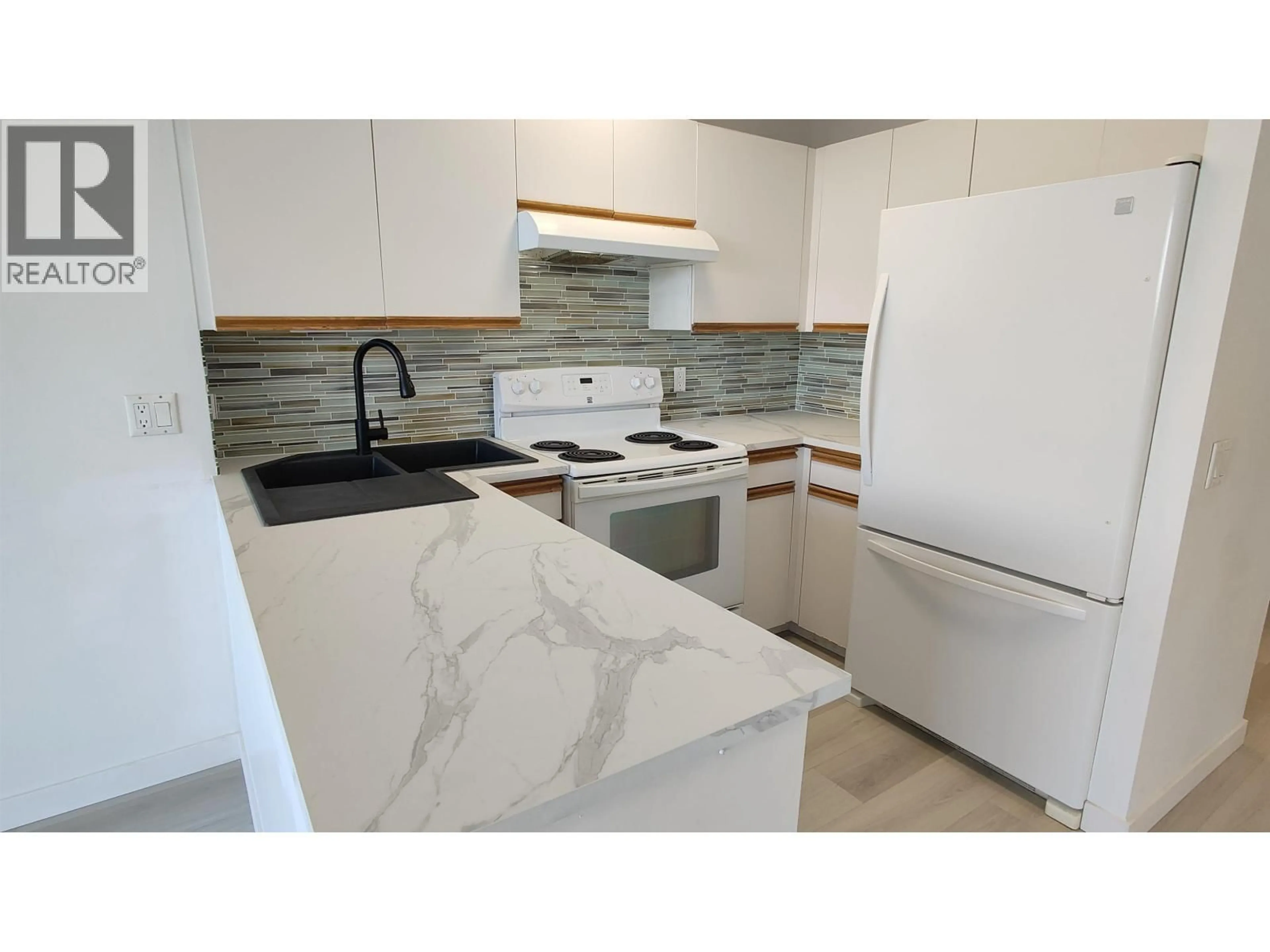 Standard kitchen, ceramic/tile floor for 2303 - 3970 CARRIGAN COURT, Burnaby British Columbia V3N4S5