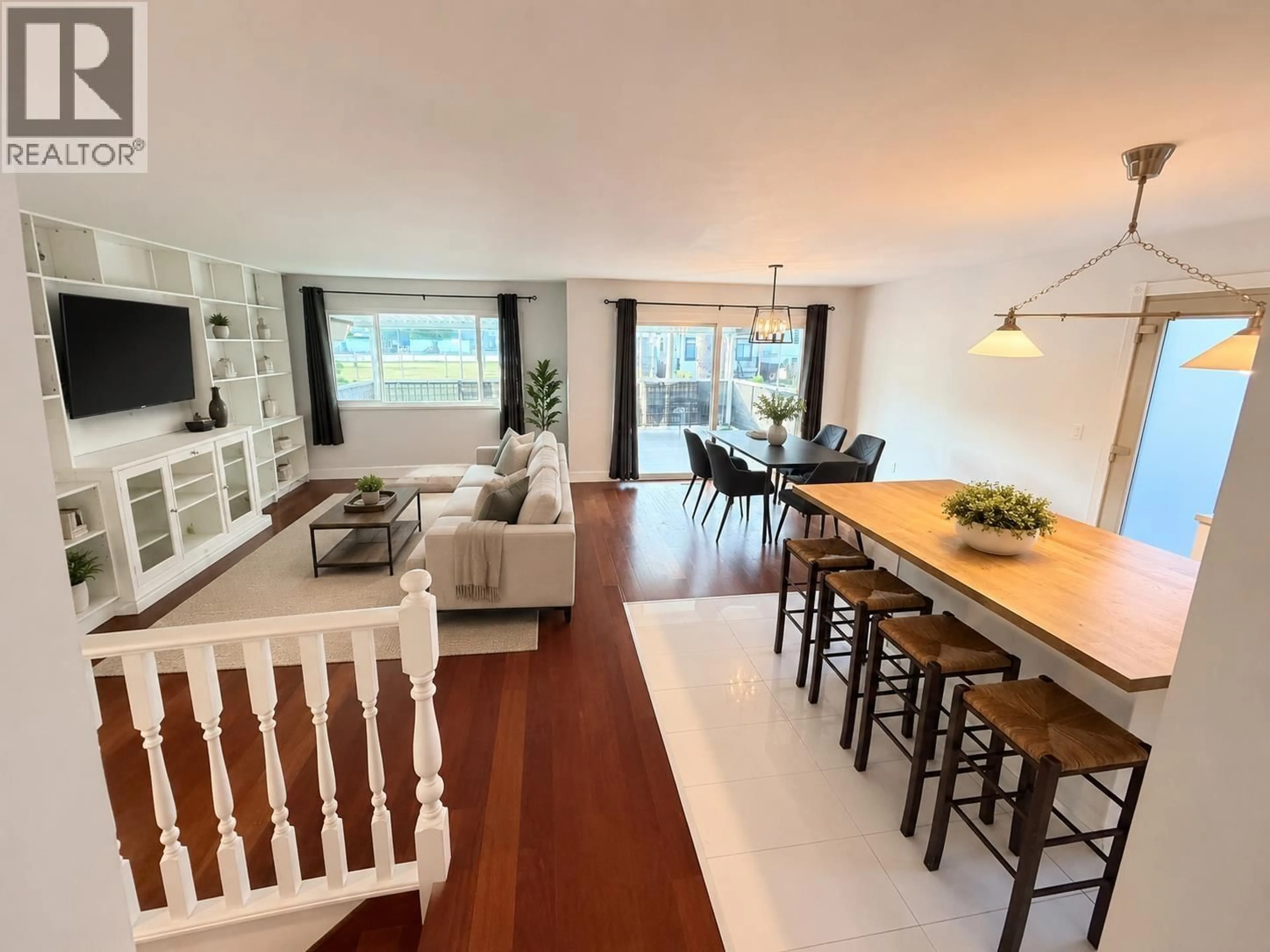 Open concept kitchen, wood/laminate floor for 1944 PRAIRIE AVENUE, Port Coquitlam British Columbia V3B1V4