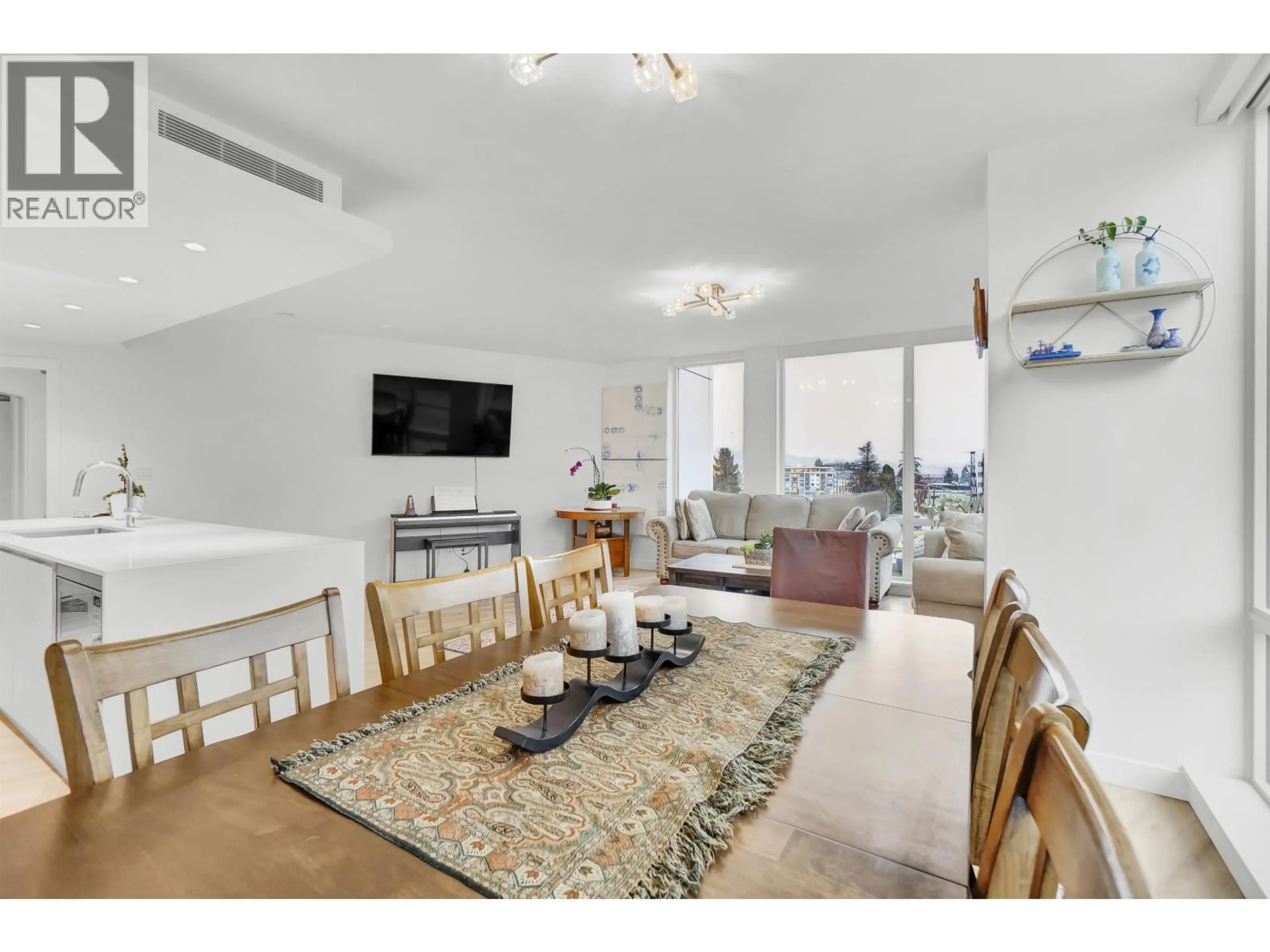 Unknown for 412 - 1500 FERN STREET, North Vancouver British Columbia V7J0E6