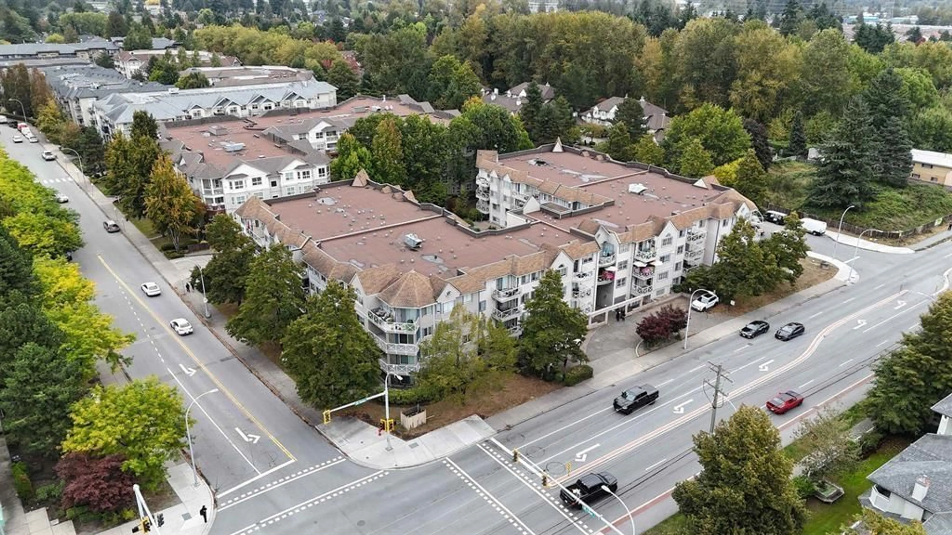 A pic from outside/outdoor area/front of a property/back of a property/a pic from drone, city buildings view from balcony for 121 - 12101 80 AVENUE, Surrey British Columbia V3W5V6