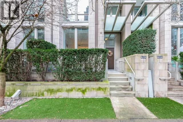1051 RICHARDS STREET, Vancouver 2