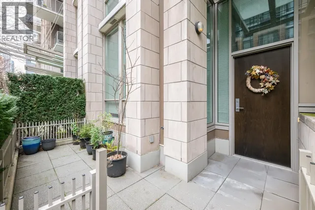 1051 RICHARDS STREET, Vancouver 3
