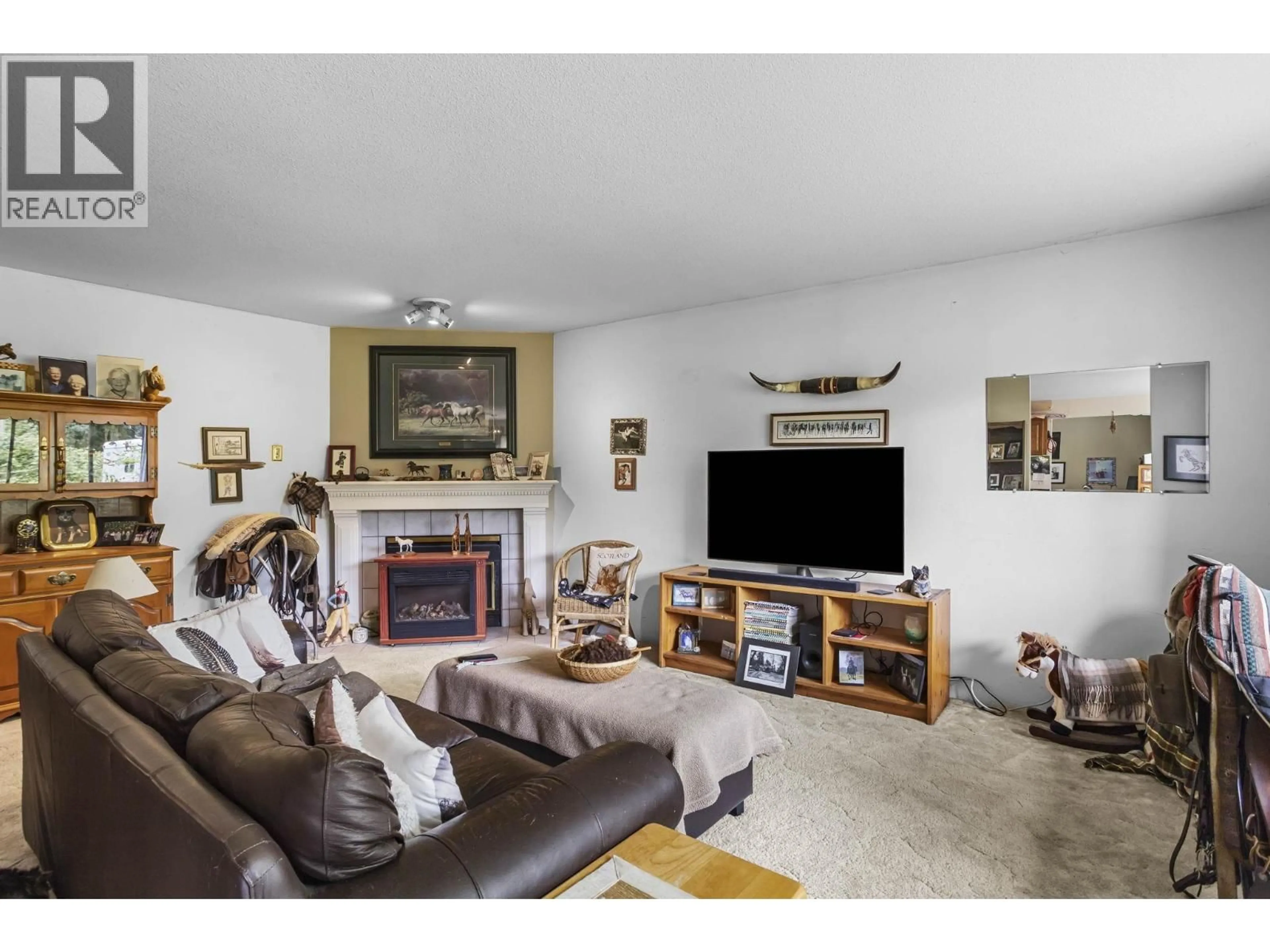 Living room with furniture, unknown for 13432 224 STREET, Maple Ridge British Columbia V4R2P6