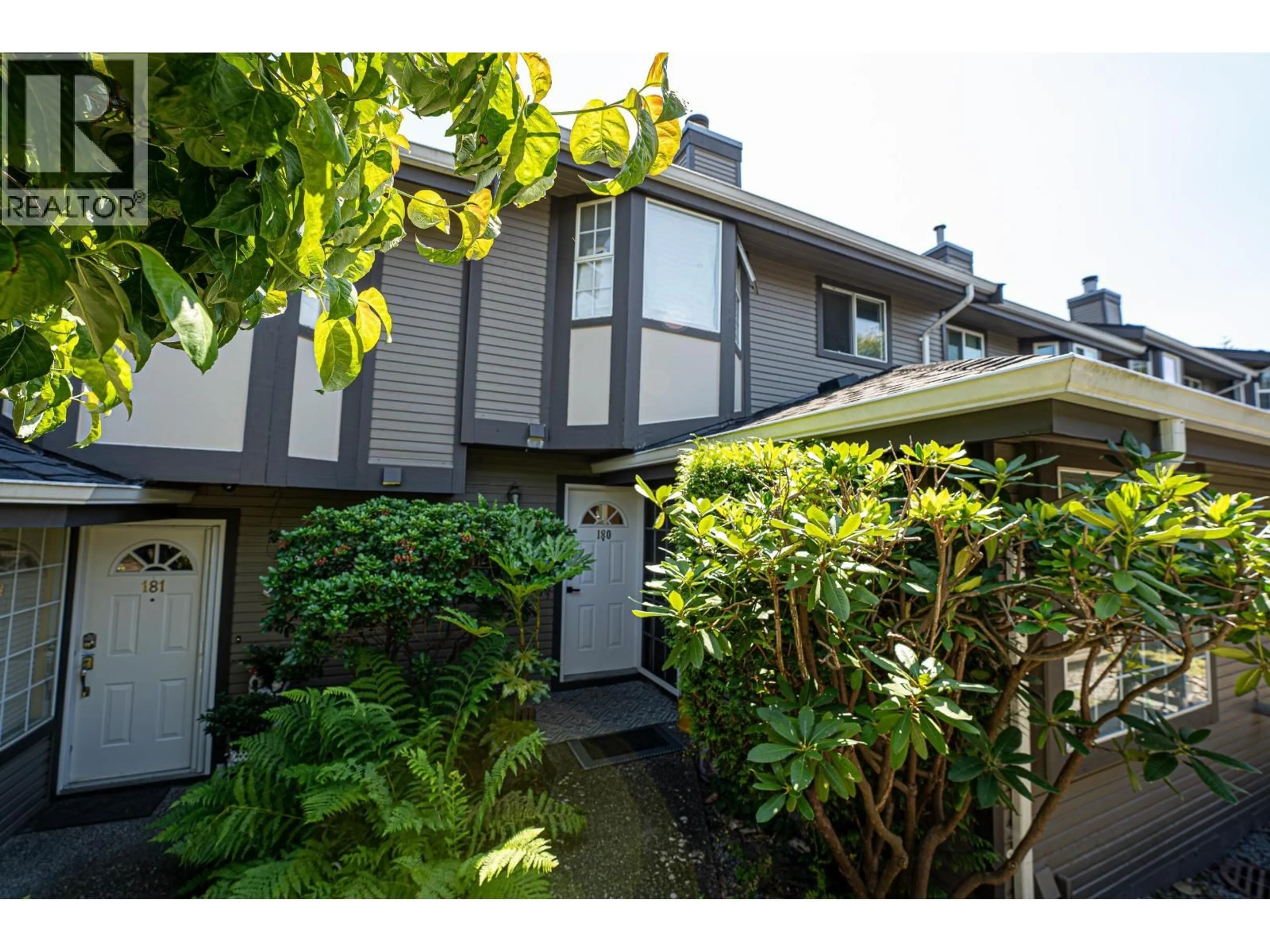 Home with vinyl exterior material, street for 180 - 1140 CASTLE CRESCENT, Port Coquitlam British Columbia V3C5R4