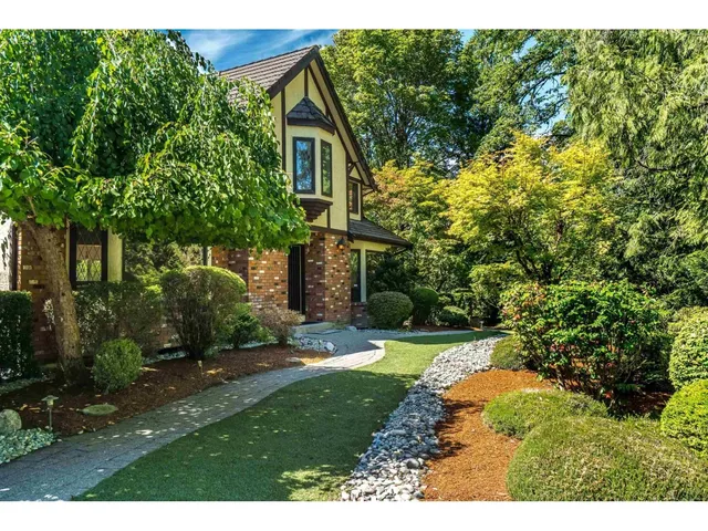 8675 222A STREET, Langley 2