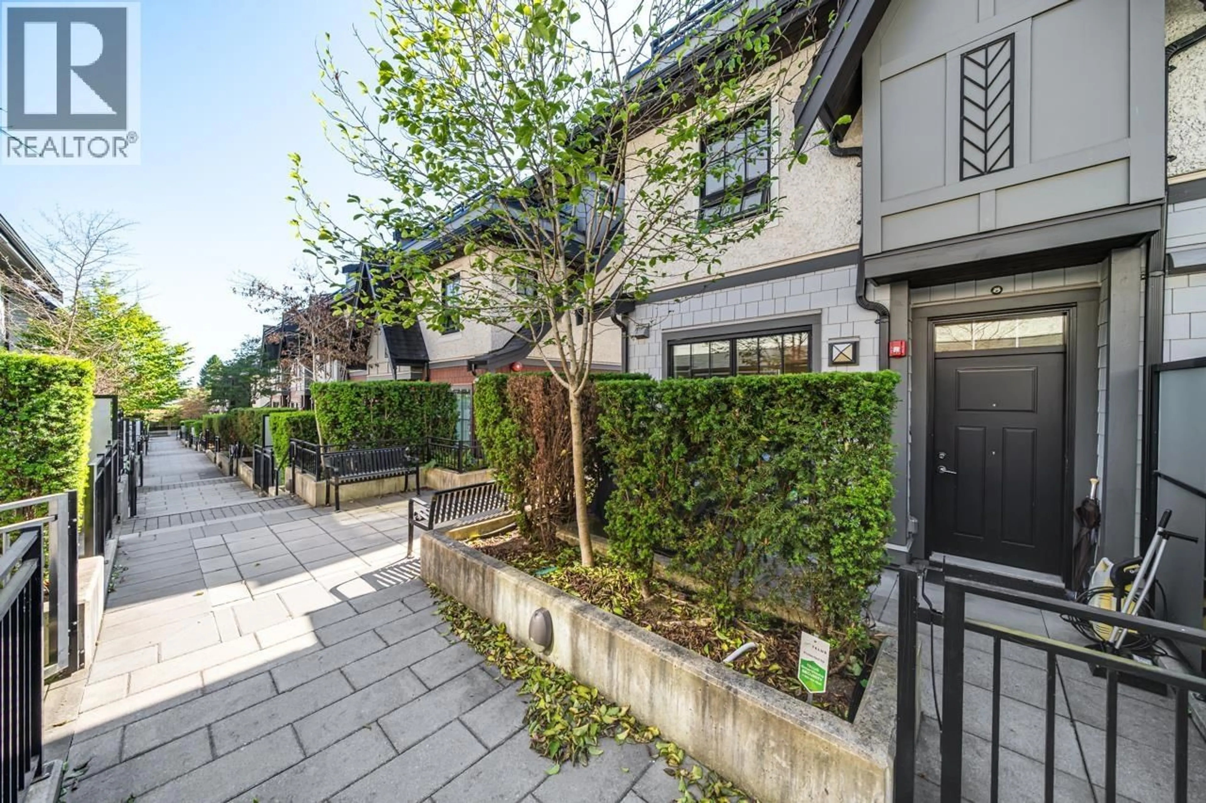Patio, street for 1038 PARK DRIVE, Vancouver British Columbia V6P0H9