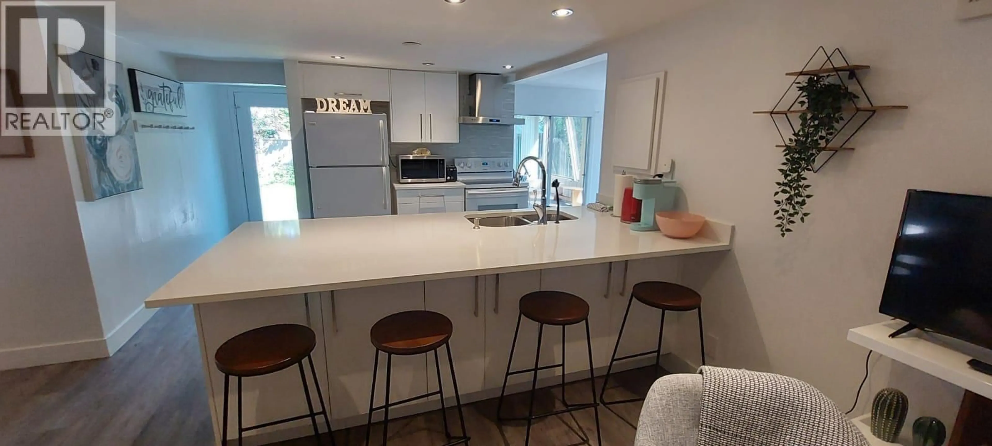 Open concept kitchen, unknown for 5111 BLUNDELL ROAD, Richmond British Columbia V7C1H3