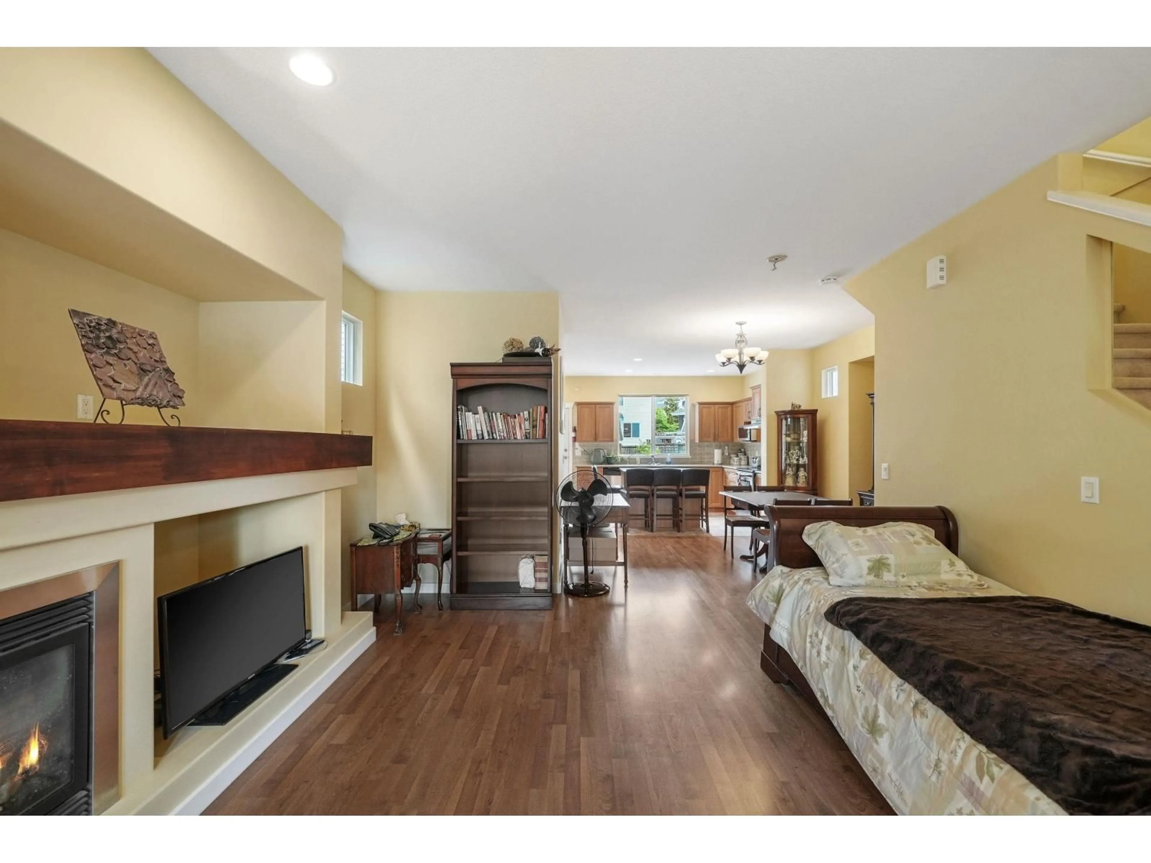 Unknown for 15130 62 AVENUE, Surrey British Columbia V3S5J7