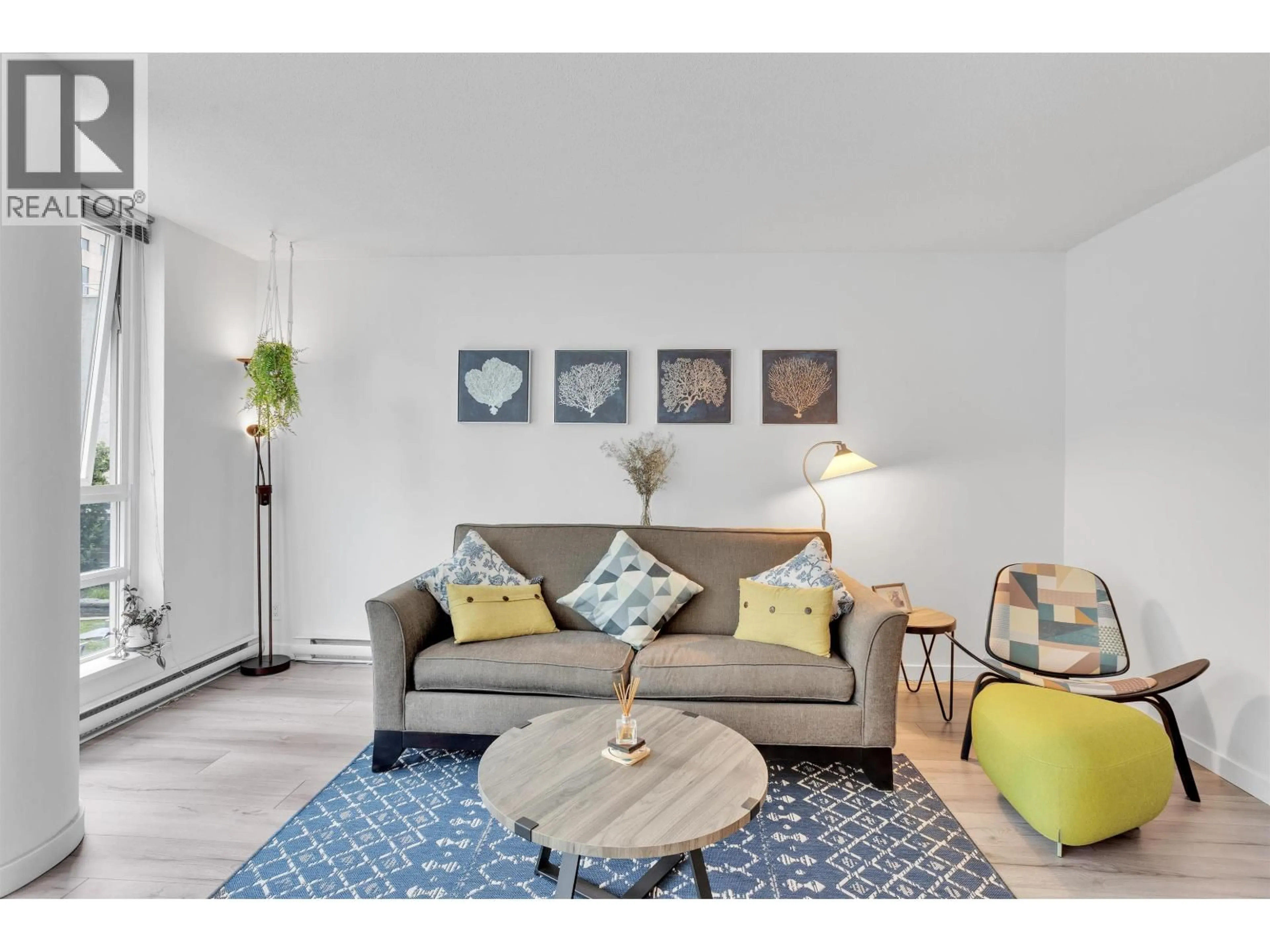 Living room with furniture, unknown for 502 - 233 ROBSON STREET, Vancouver British Columbia V6B0E8