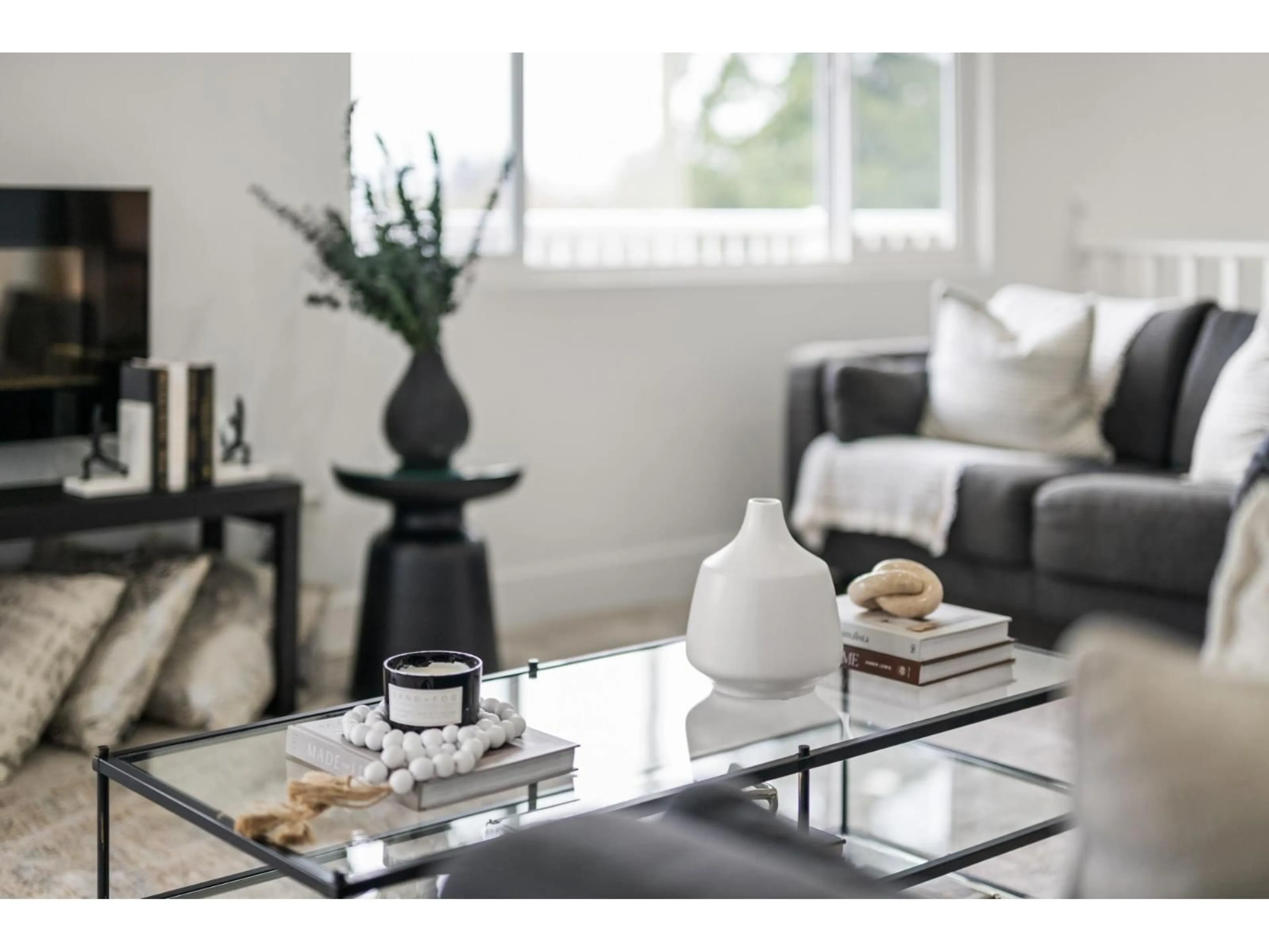 Living room with furniture, unknown for 13728 112 AVENUE, Surrey British Columbia V3R2G3