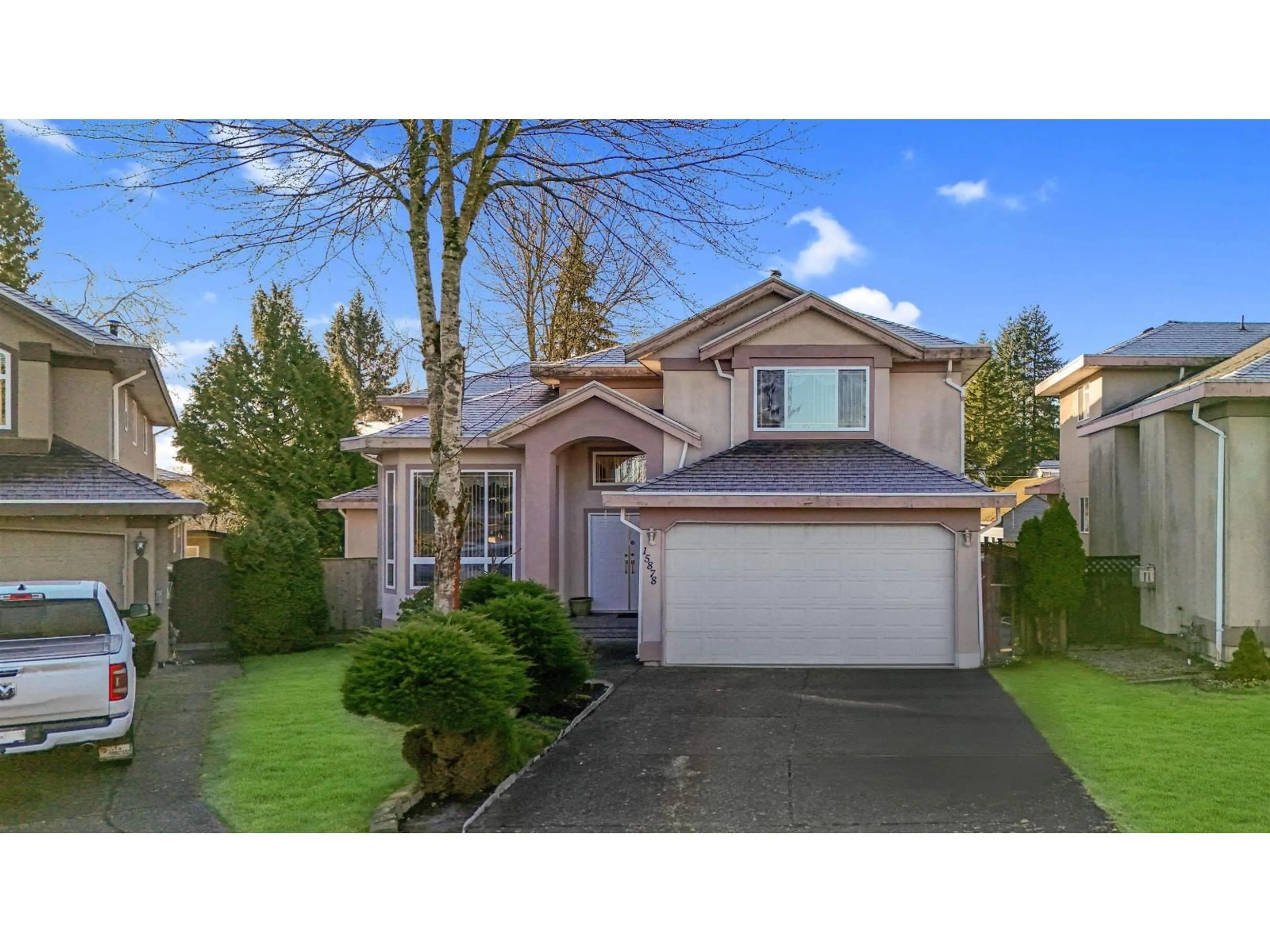 A pic from outside/outdoor area/front of a property/back of a property/a pic from drone, street for 15878 99A AVENUE, Surrey British Columbia V4N2A7