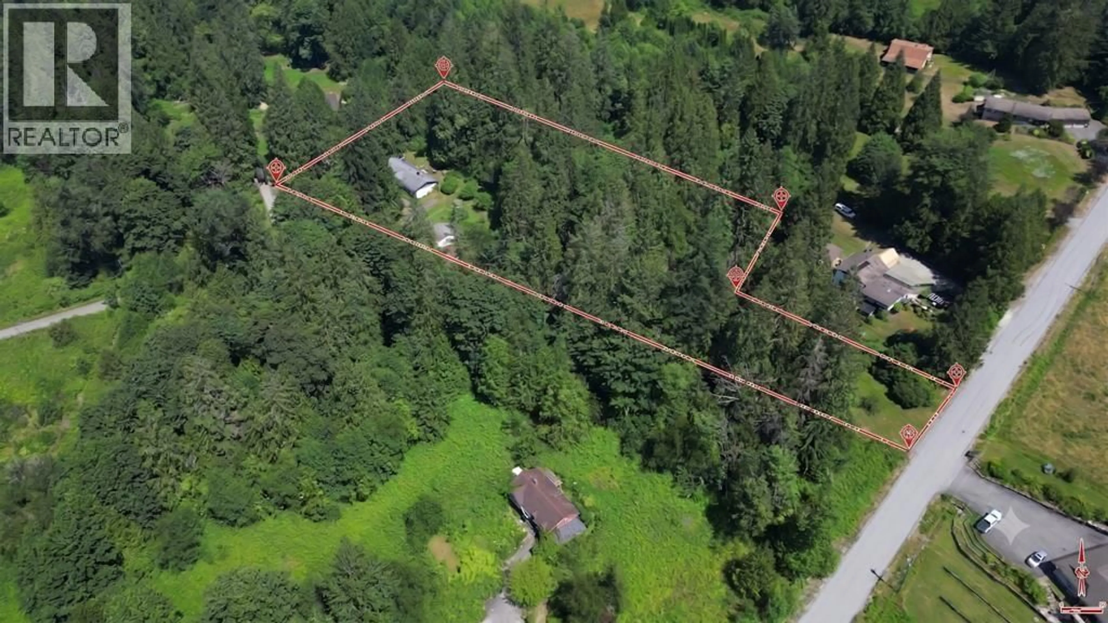 A pic from outside/outdoor area/front of a property/back of a property/a pic from drone, unknown for 25050 MORRISETTE PLACE, Maple Ridge British Columbia V2W1G8