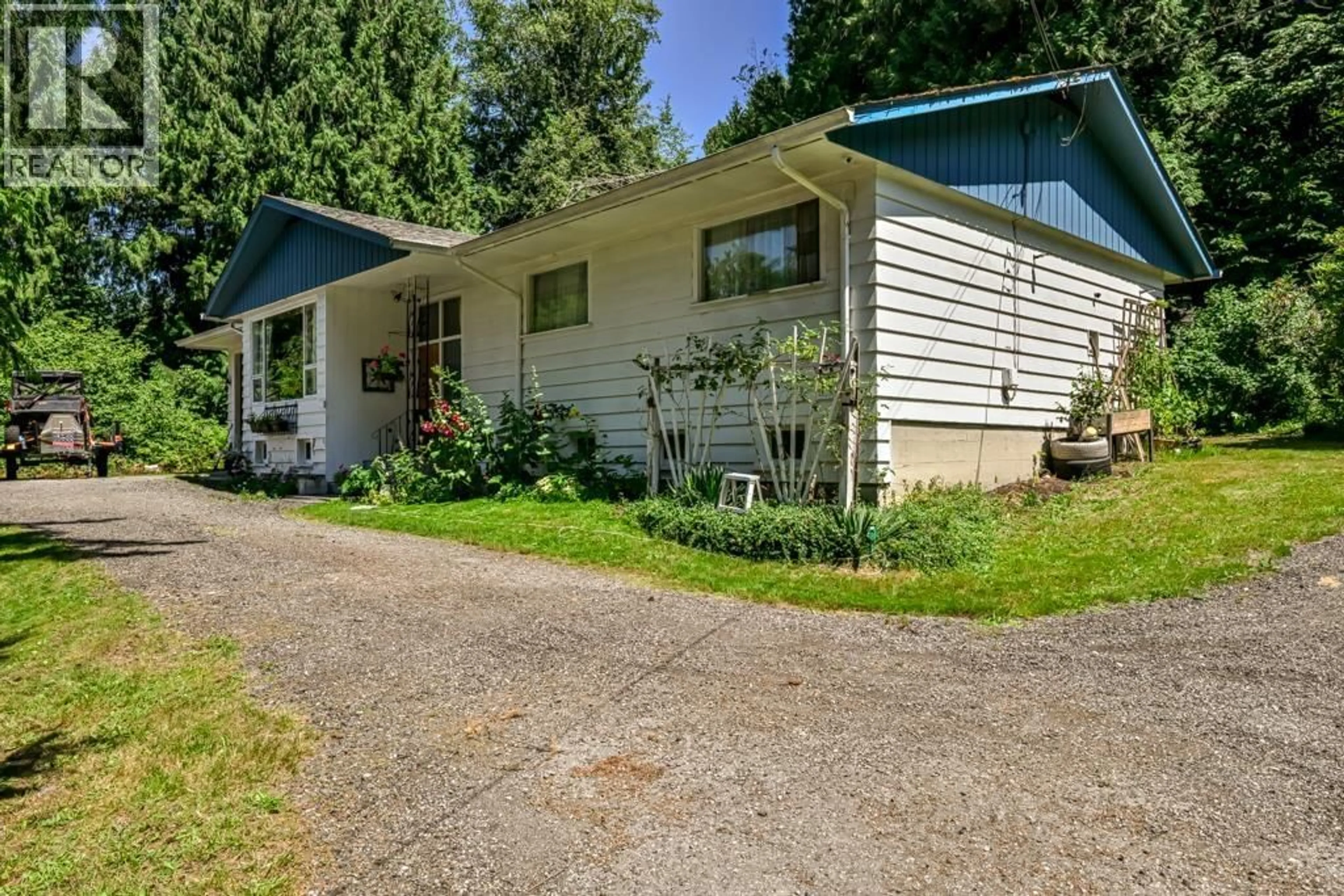 Home with vinyl exterior material, unknown for 25050 MORRISETTE PLACE, Maple Ridge British Columbia V2W1G8