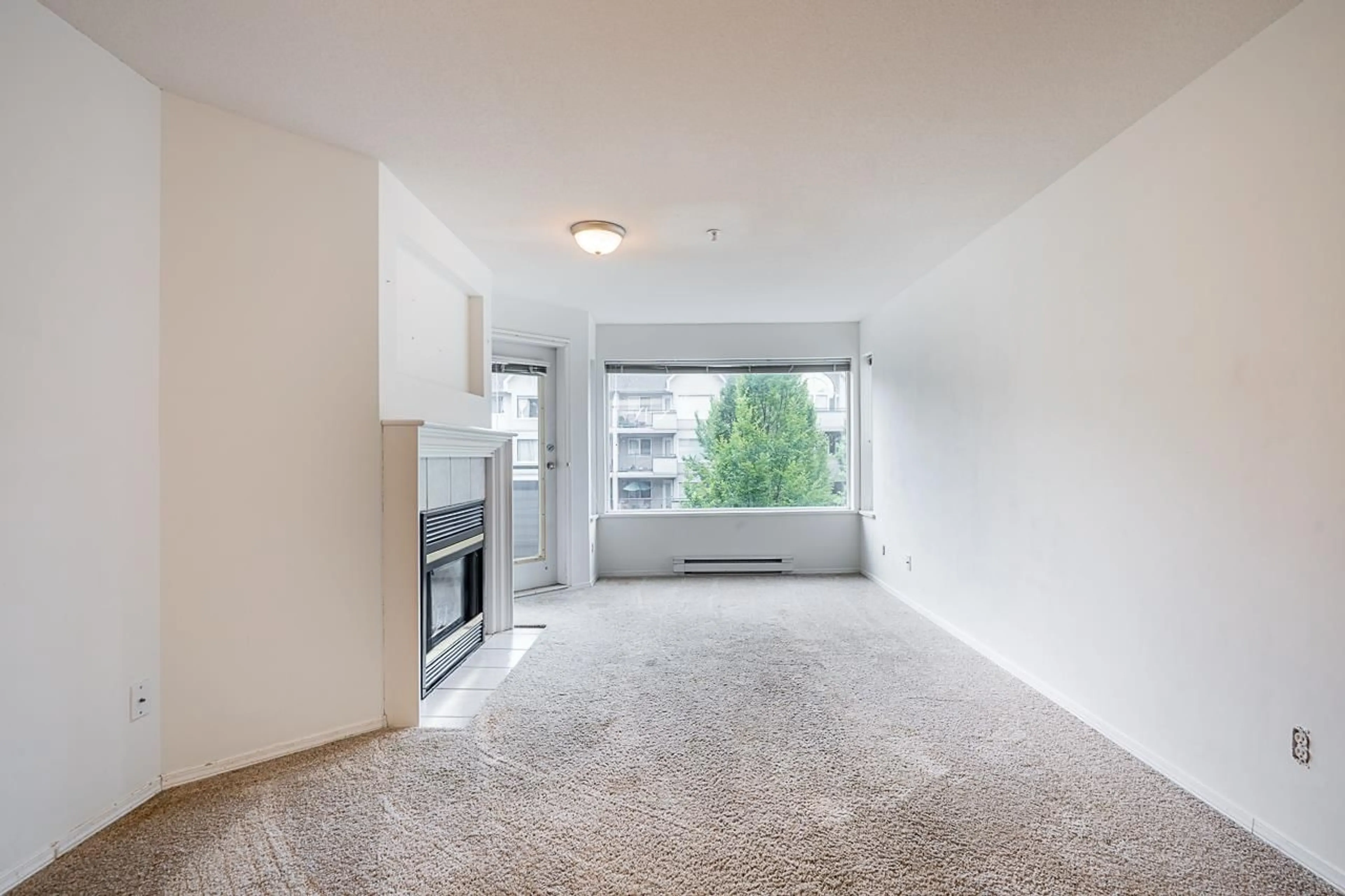 A pic of a room for 314 - 33708 KING ROAD, Abbotsford British Columbia V2S8C6