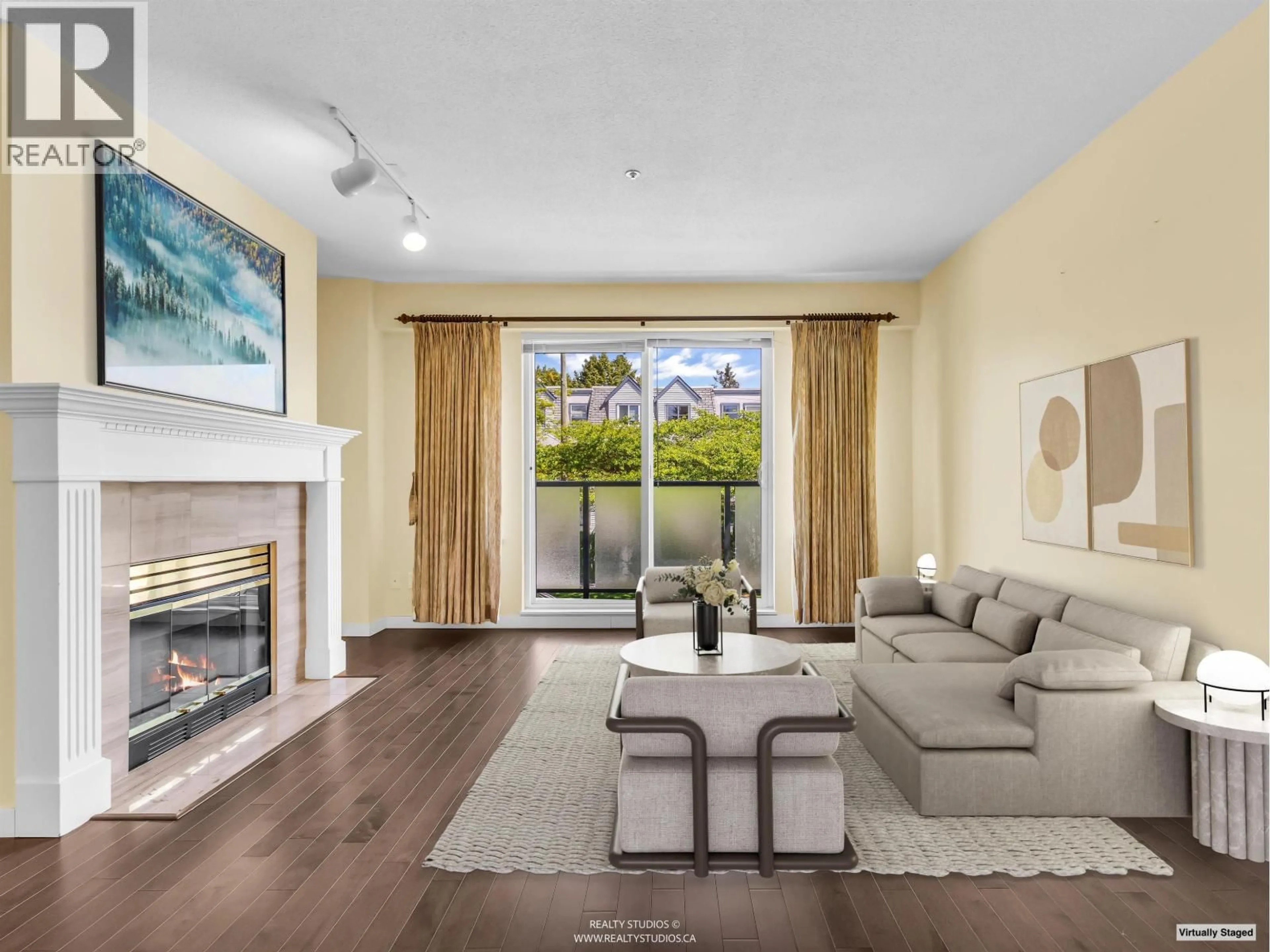 Living room with furniture, wood/laminate floor for 204 - 876 16TH AVENUE, Vancouver British Columbia V5Z1T1