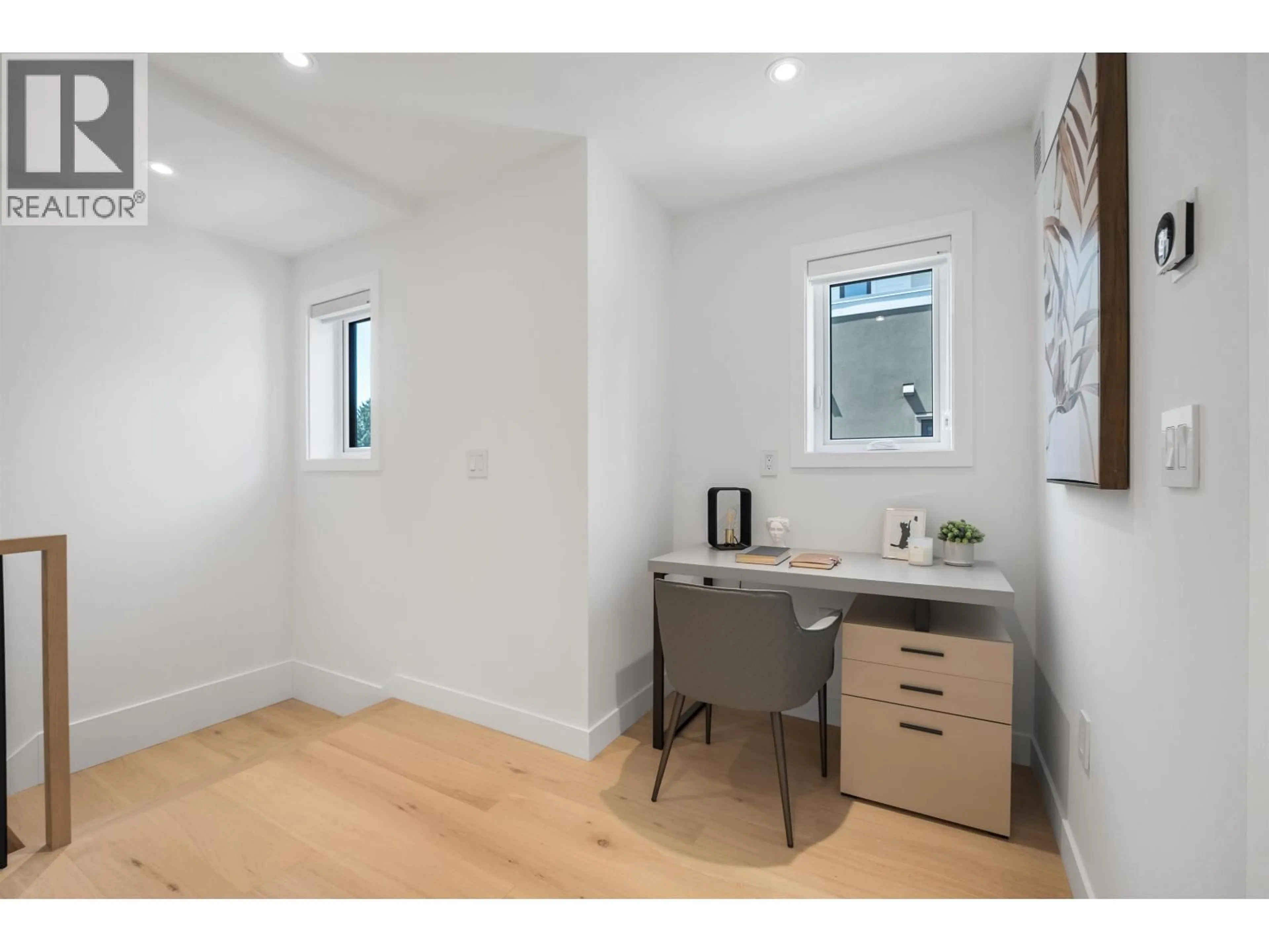 A pic of a room for 6815 OAK STREET, Vancouver British Columbia V6P1H5