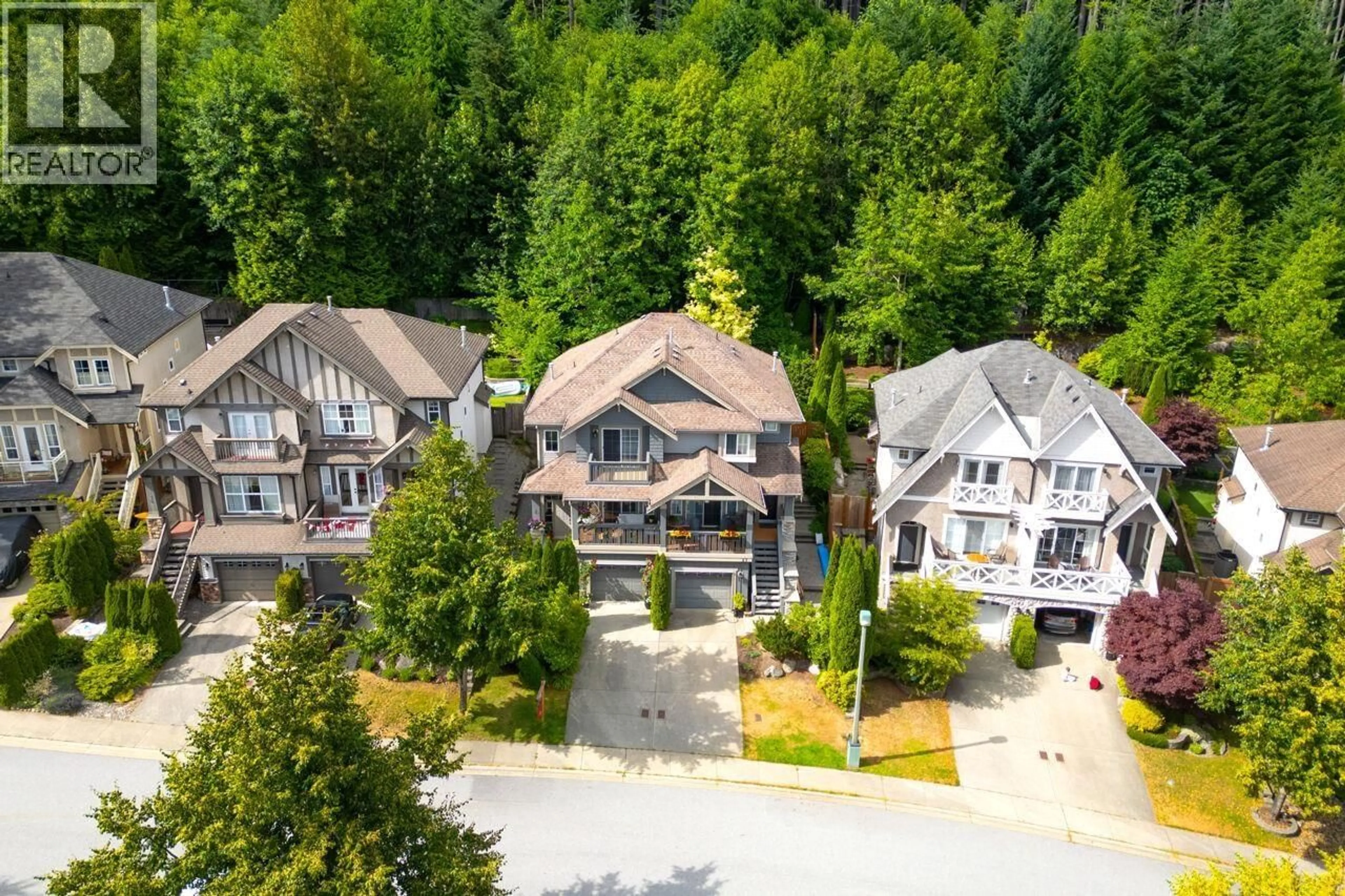 A pic from outside/outdoor area/front of a property/back of a property/a pic from drone, unknown for 29 HICKORY DRIVE, Port Moody British Columbia V3H5L9